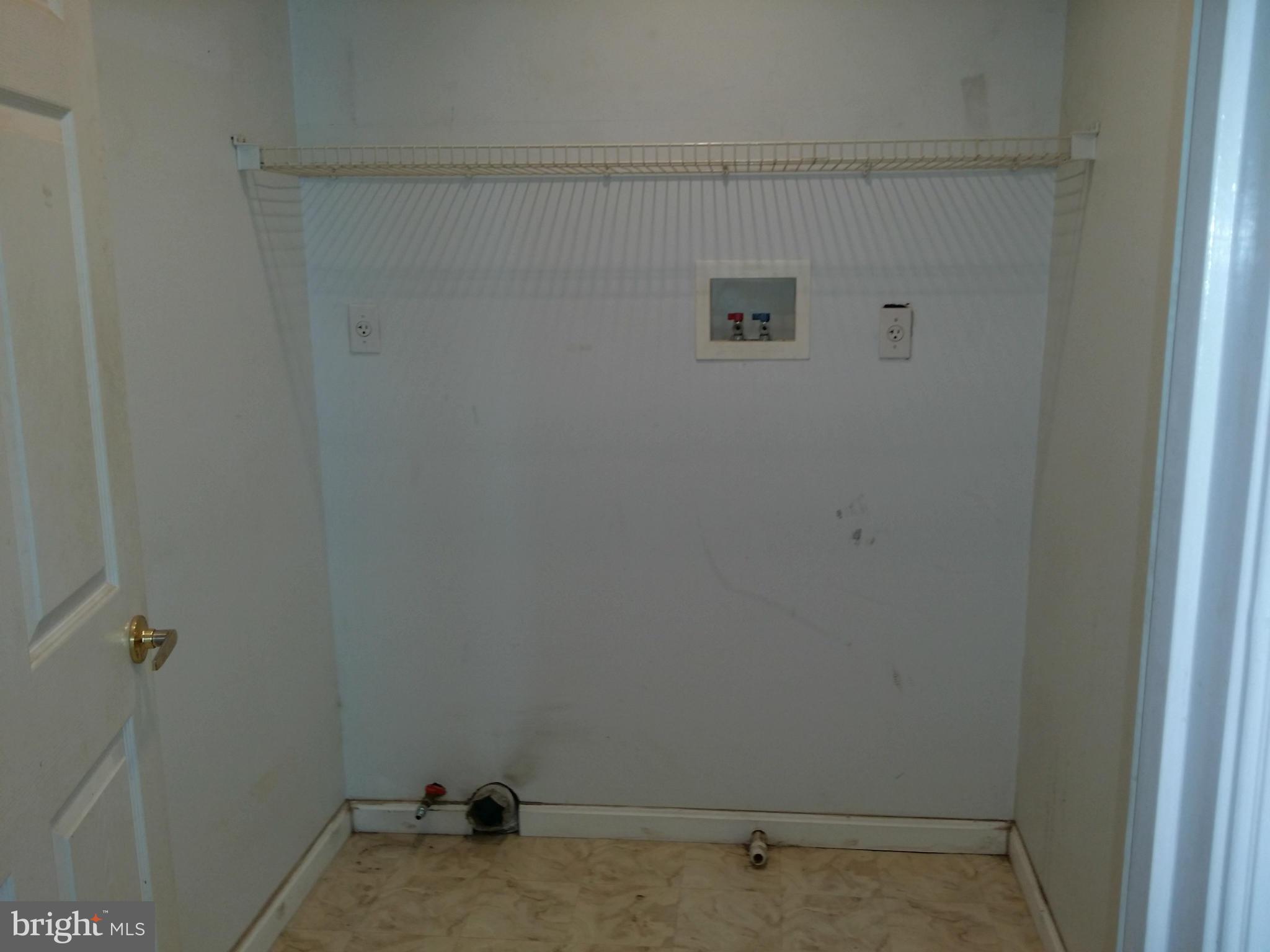 GRAY MANOR - Residential