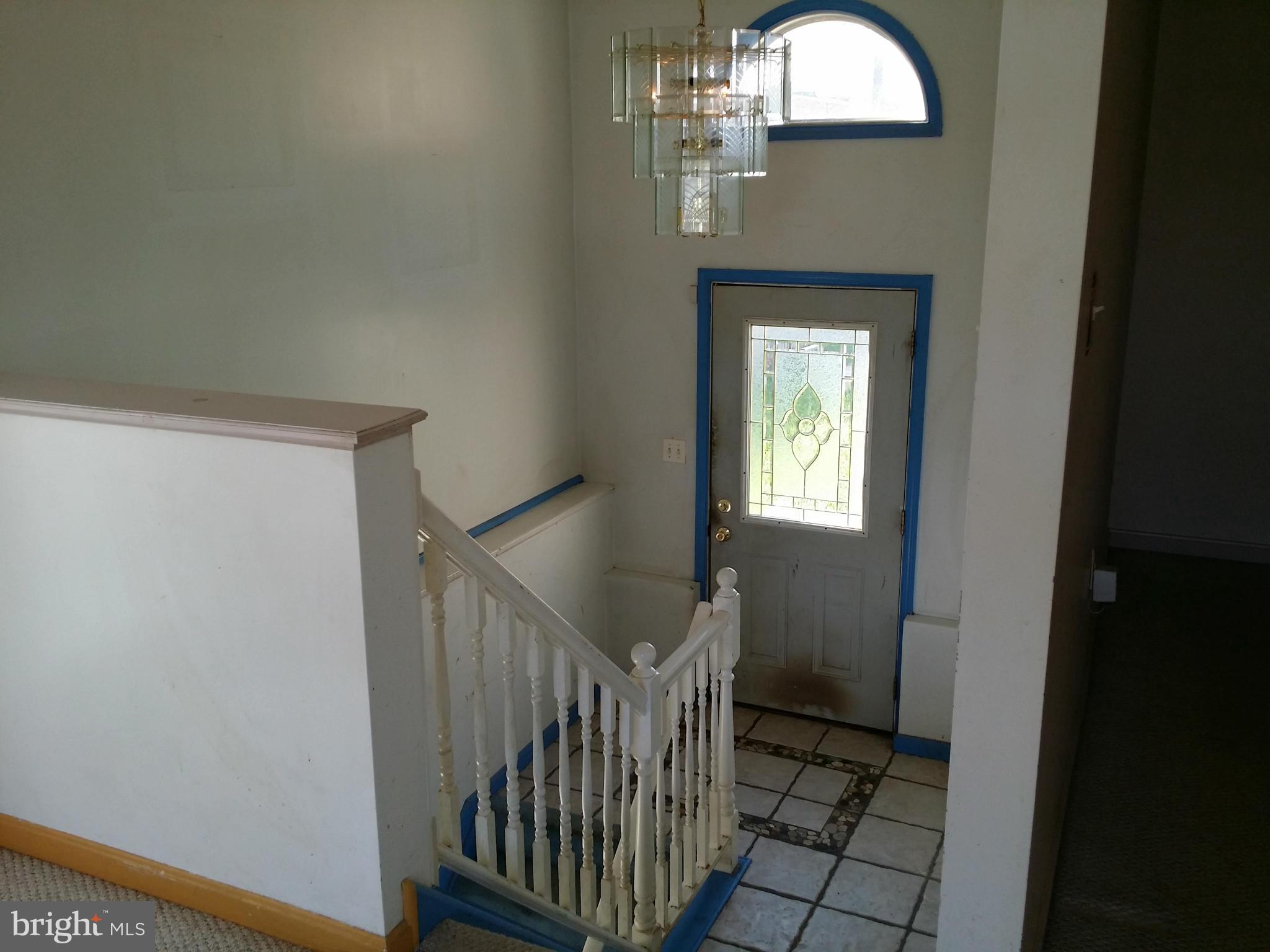 GRAY MANOR - Residential