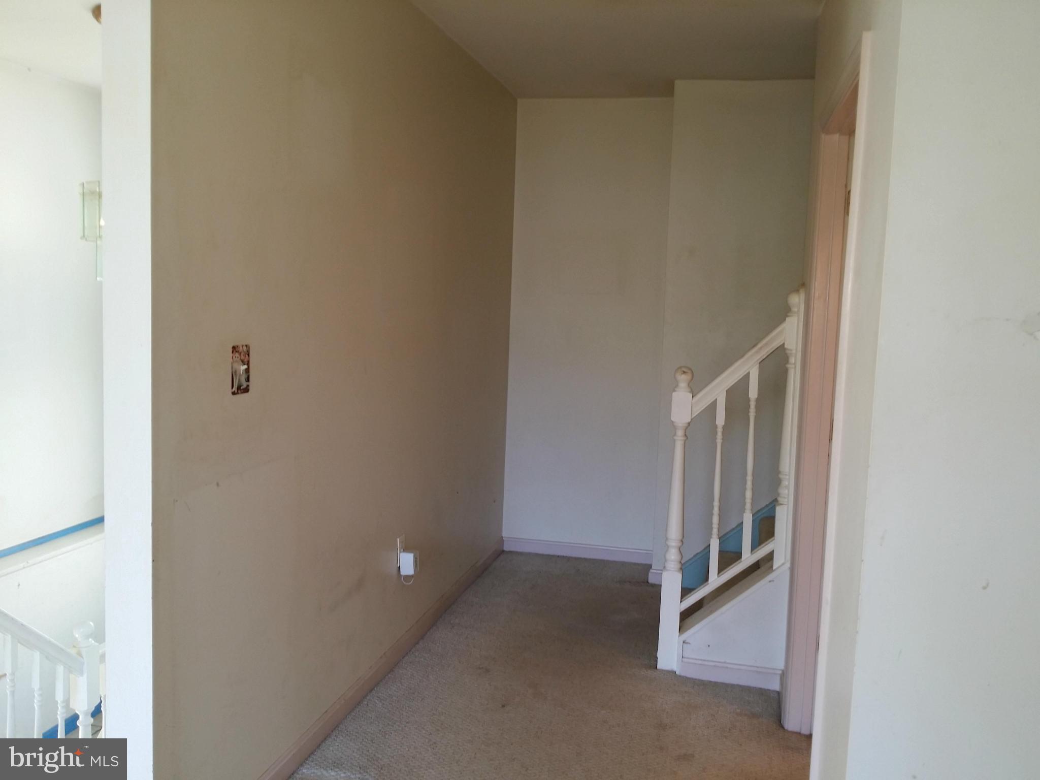 GRAY MANOR - Residential