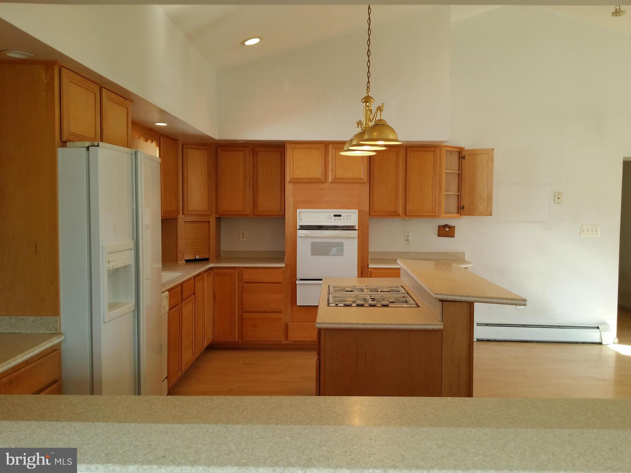 GRAY MANOR - Residential