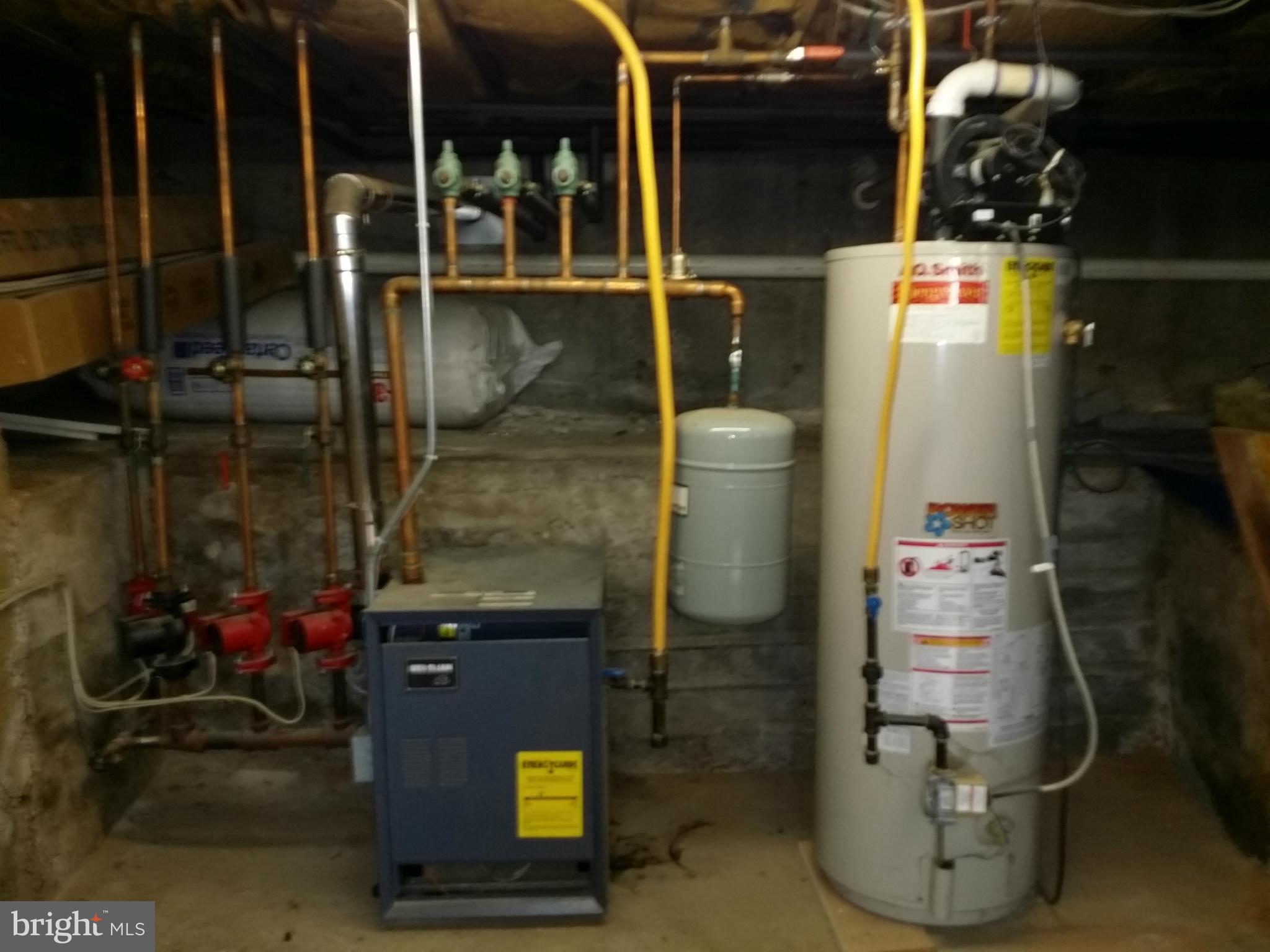 GRAY MANOR - Residential