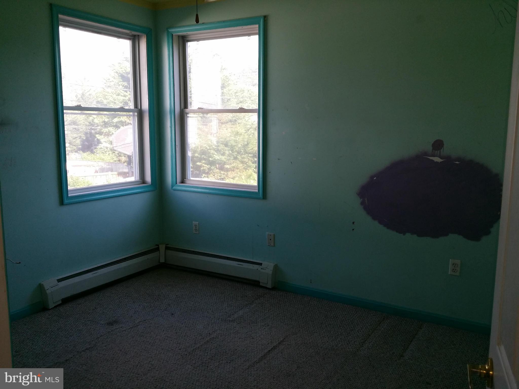 GRAY MANOR - Residential