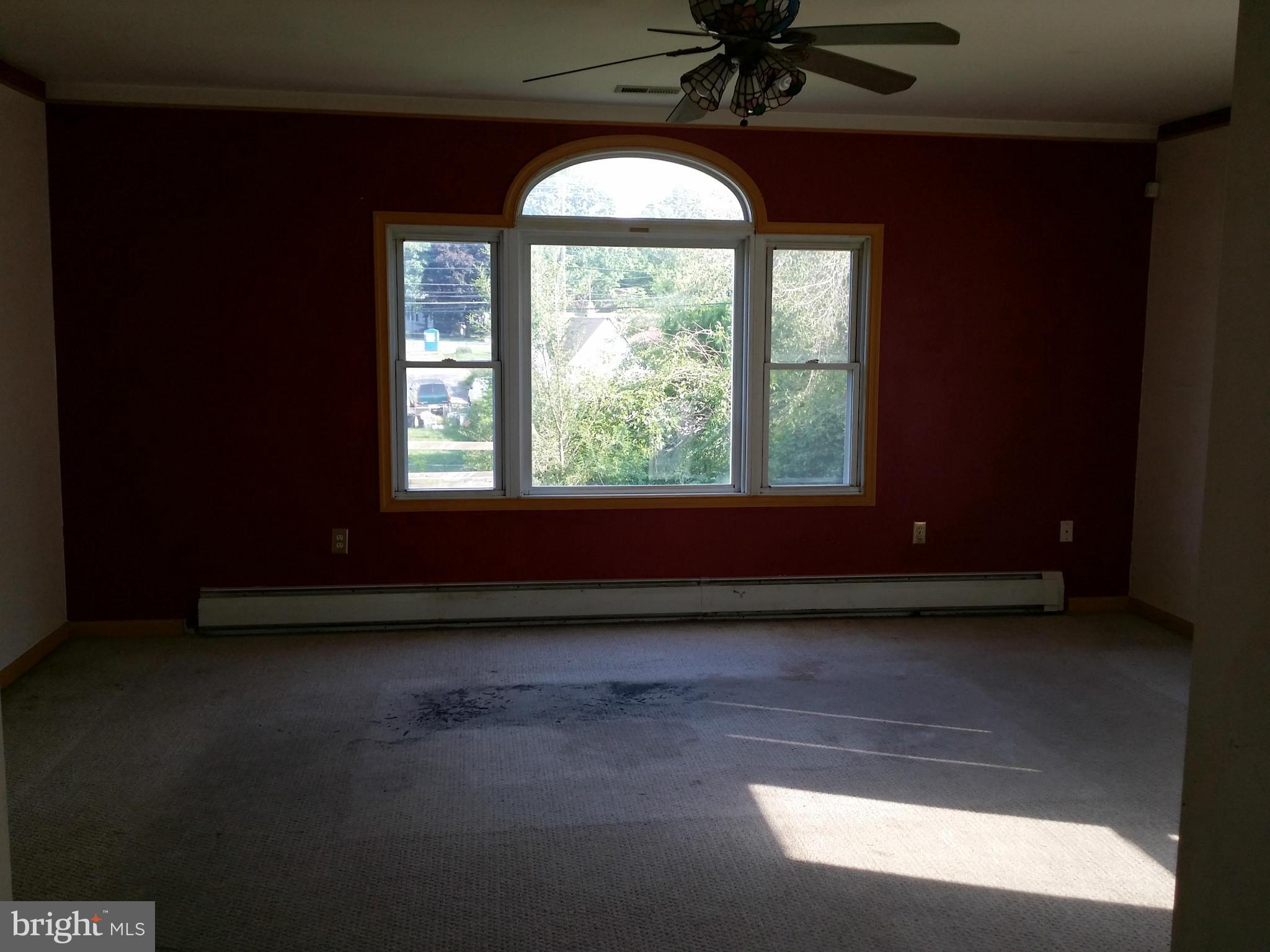 GRAY MANOR - Residential