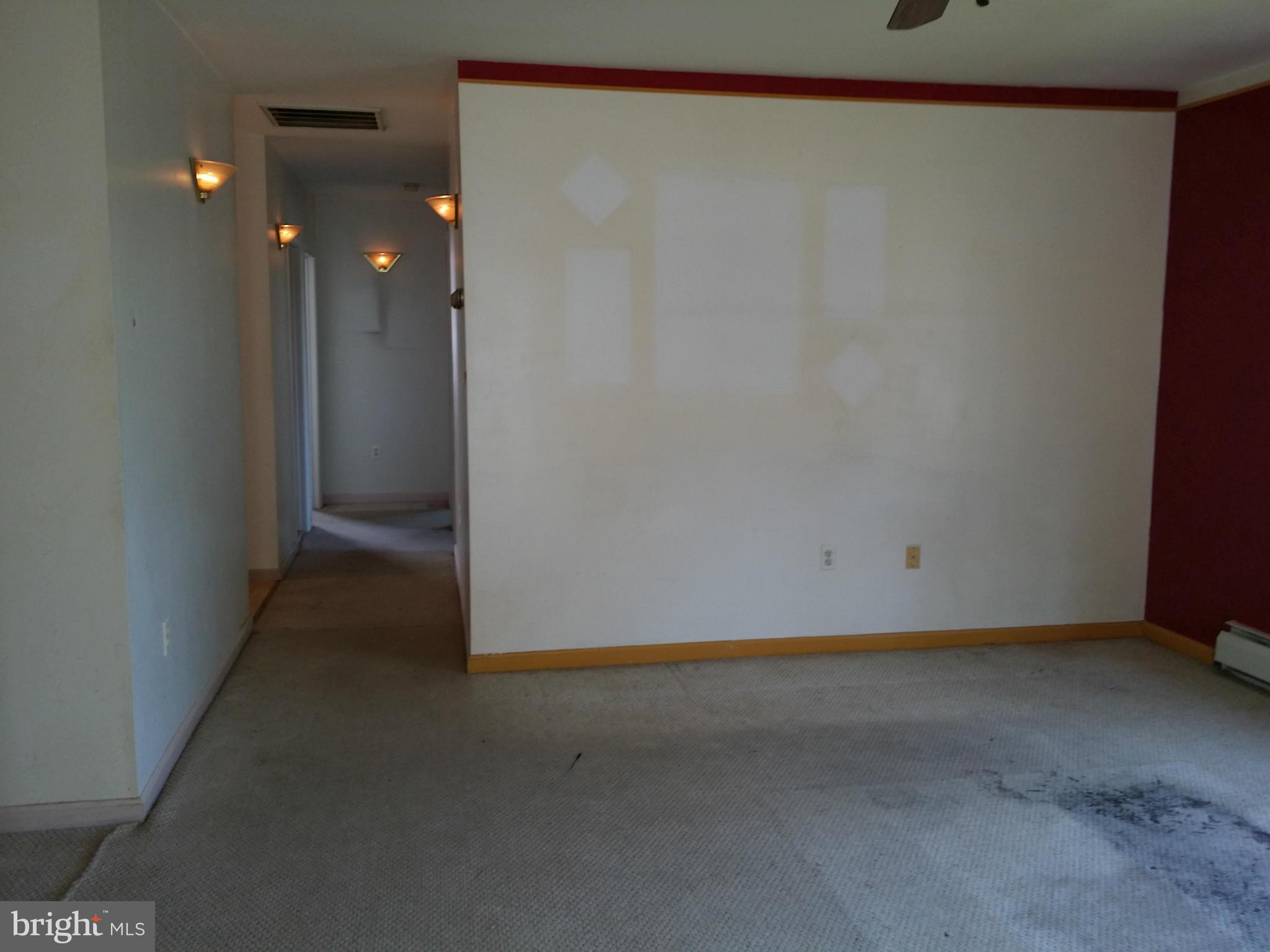 GRAY MANOR - Residential