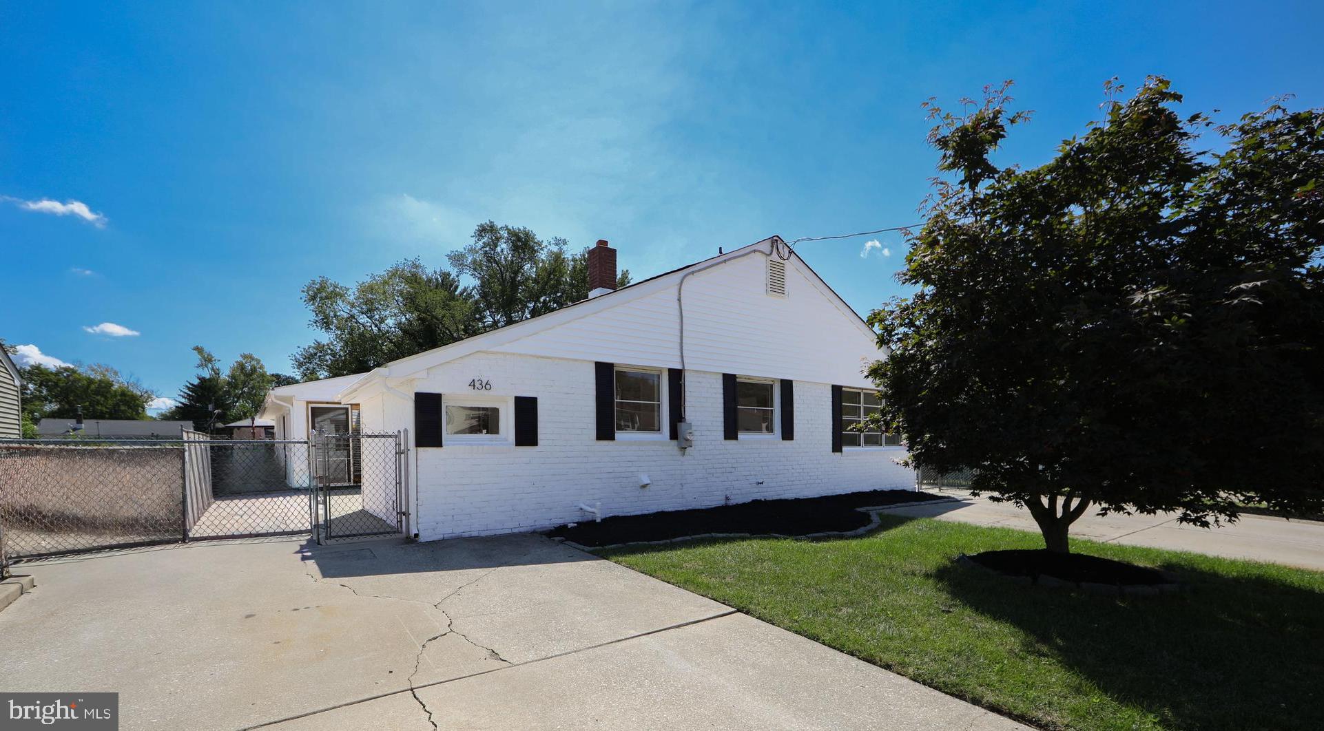 436 WALNUT AVENUE