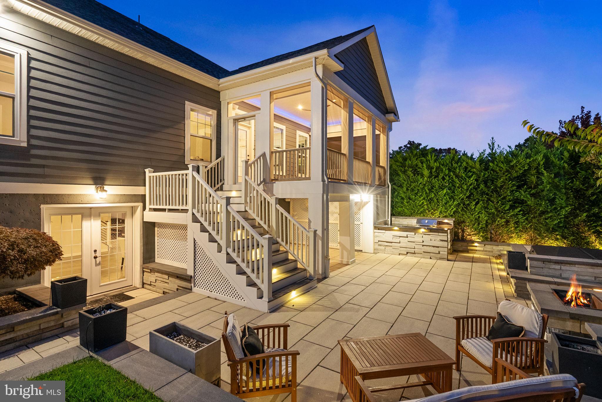 GREENS SOUTH AT WILLOWSF - Residential