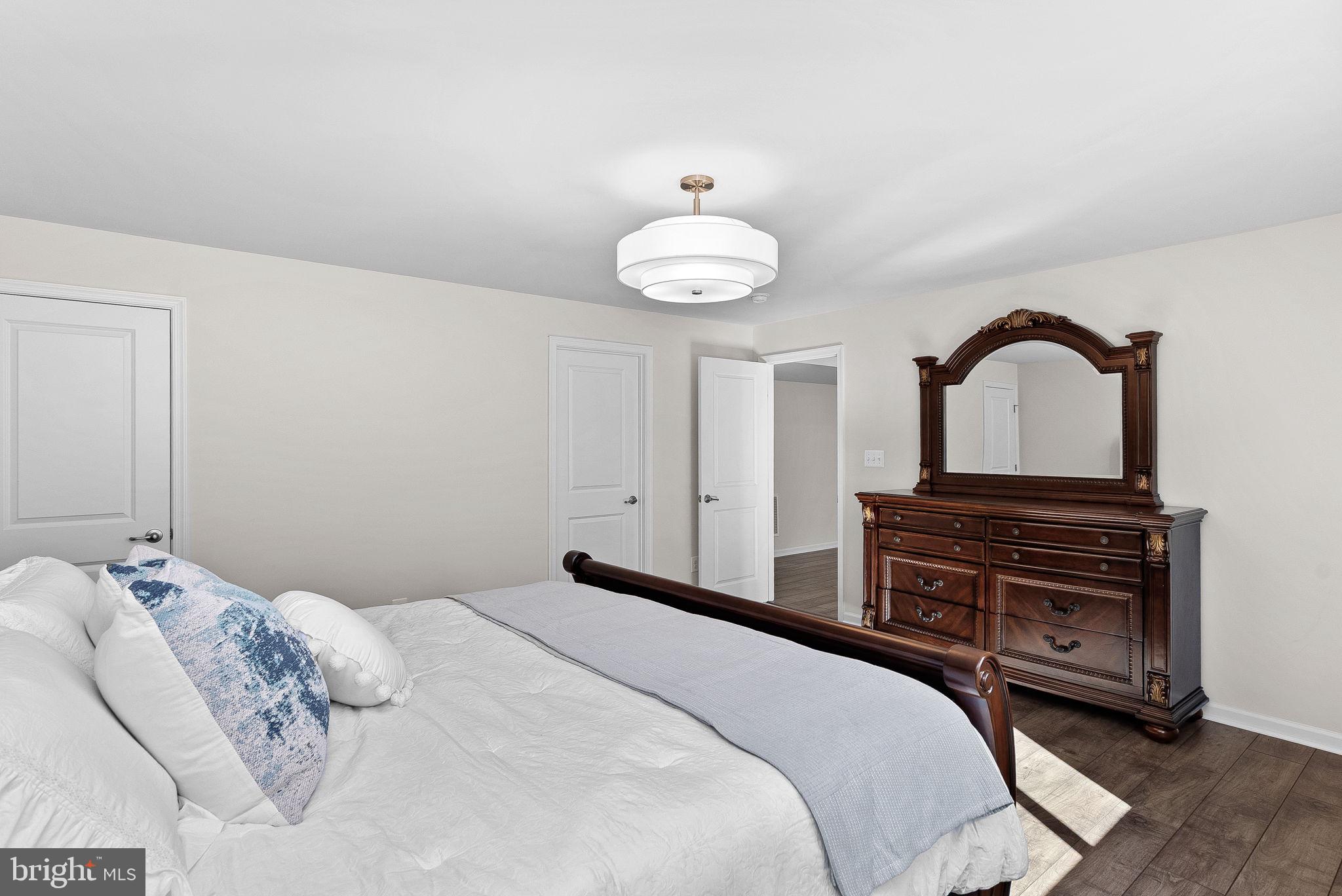 GREENS SOUTH AT WILLOWSF - Residential