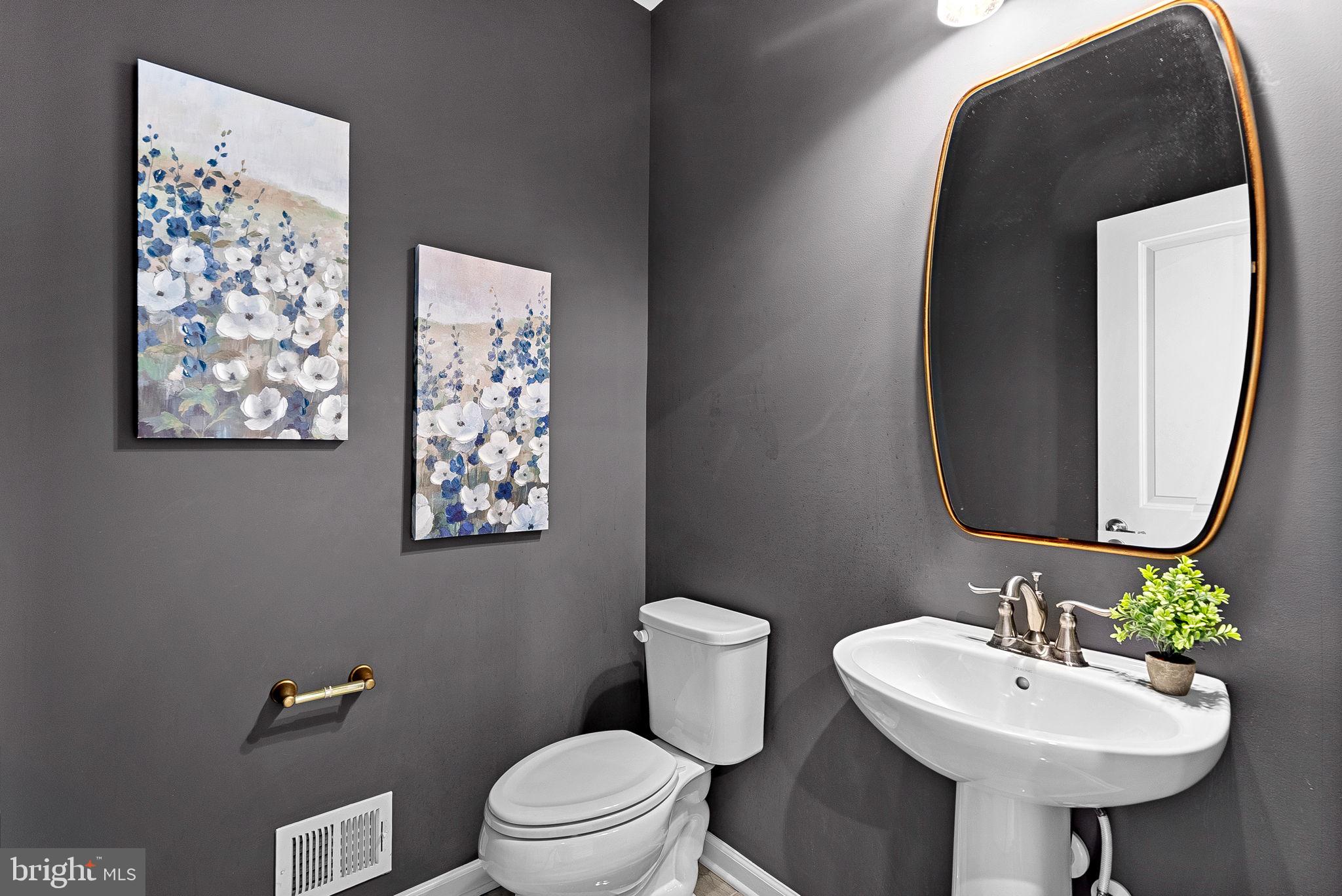 GREENS SOUTH AT WILLOWSF - Residential