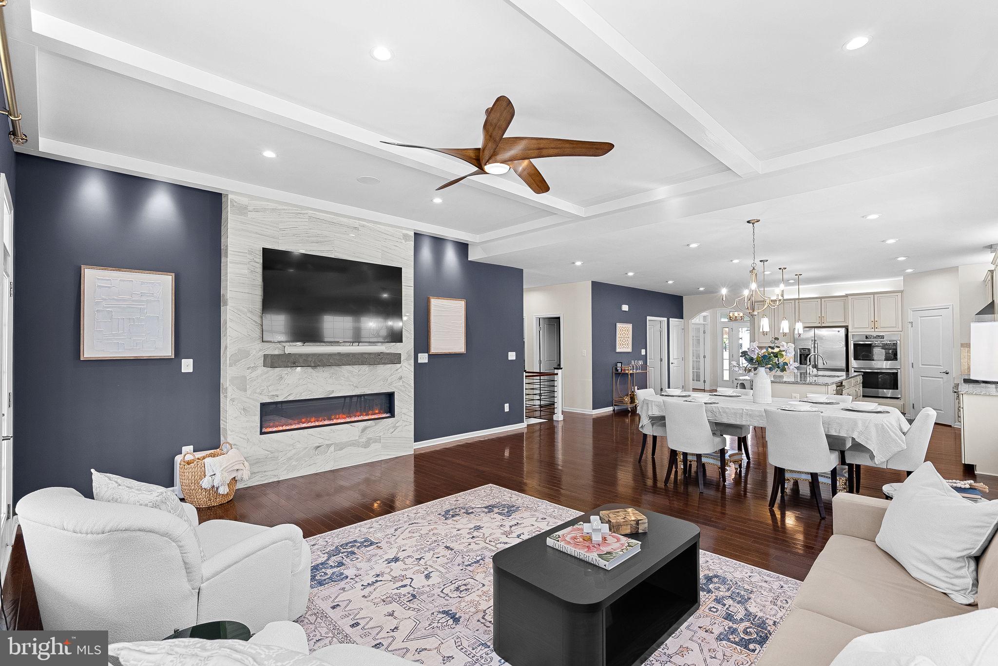 GREENS SOUTH AT WILLOWSF - Residential