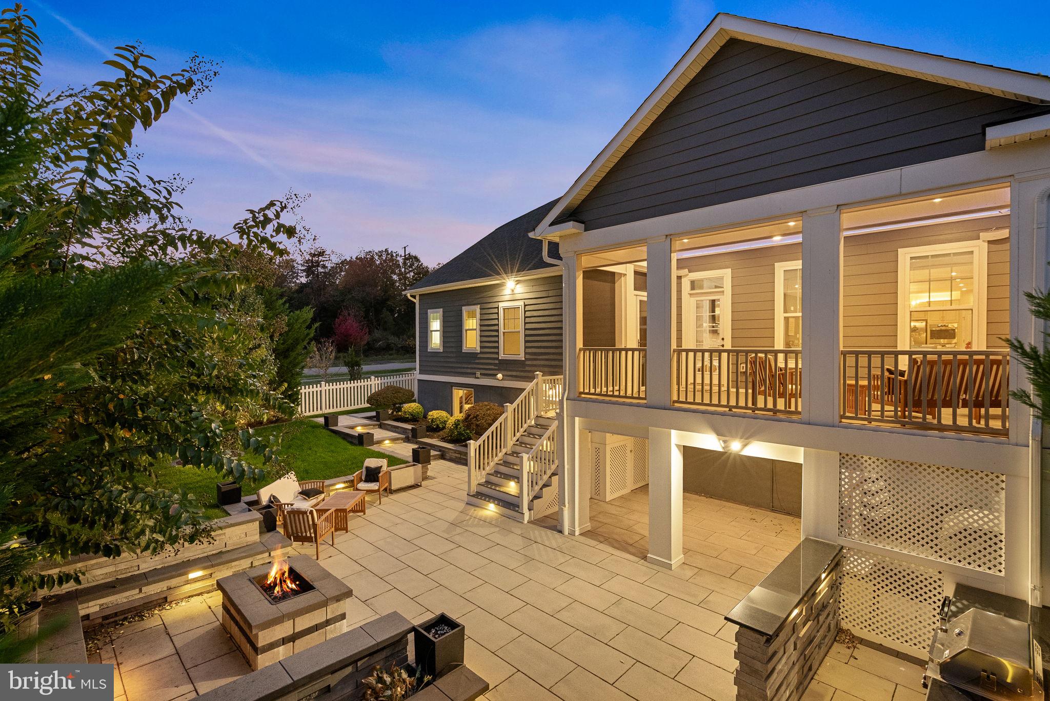 GREENS SOUTH AT WILLOWSF - Residential