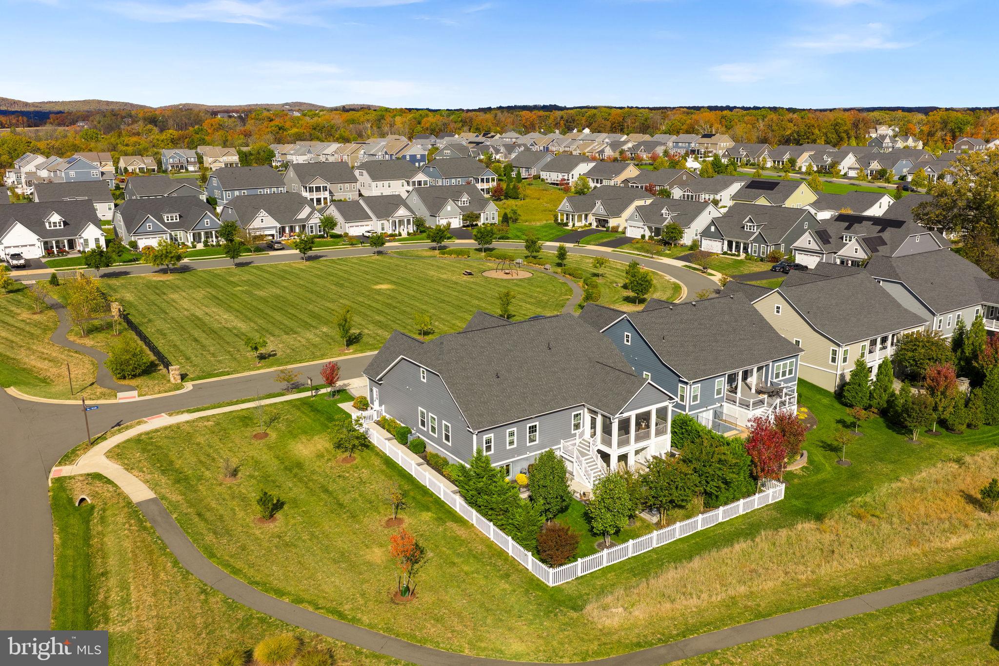 GREENS SOUTH AT WILLOWSF - Residential