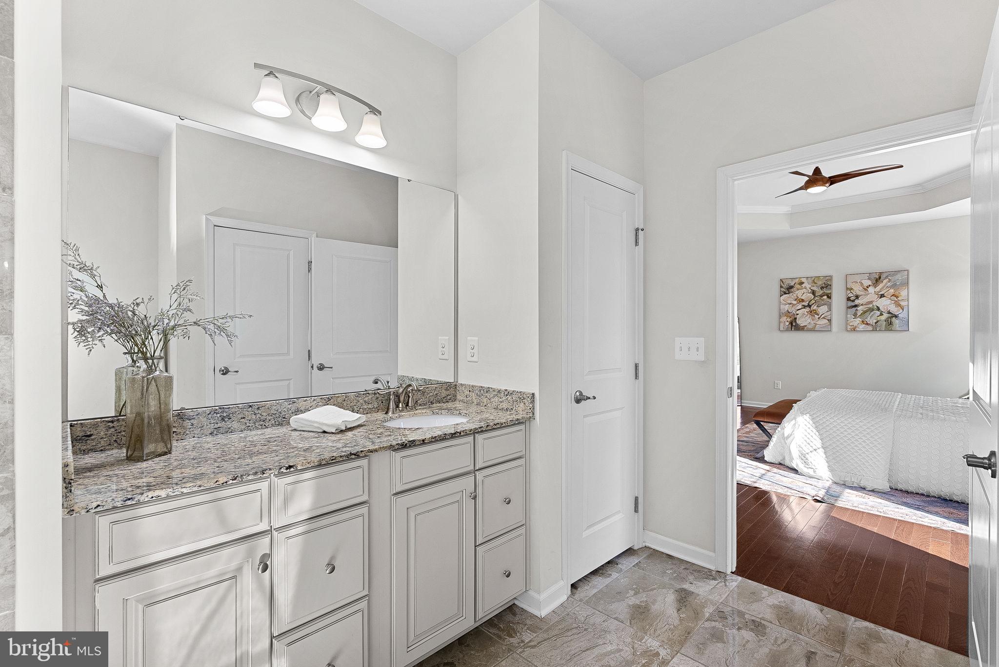 GREENS SOUTH AT WILLOWSF - Residential