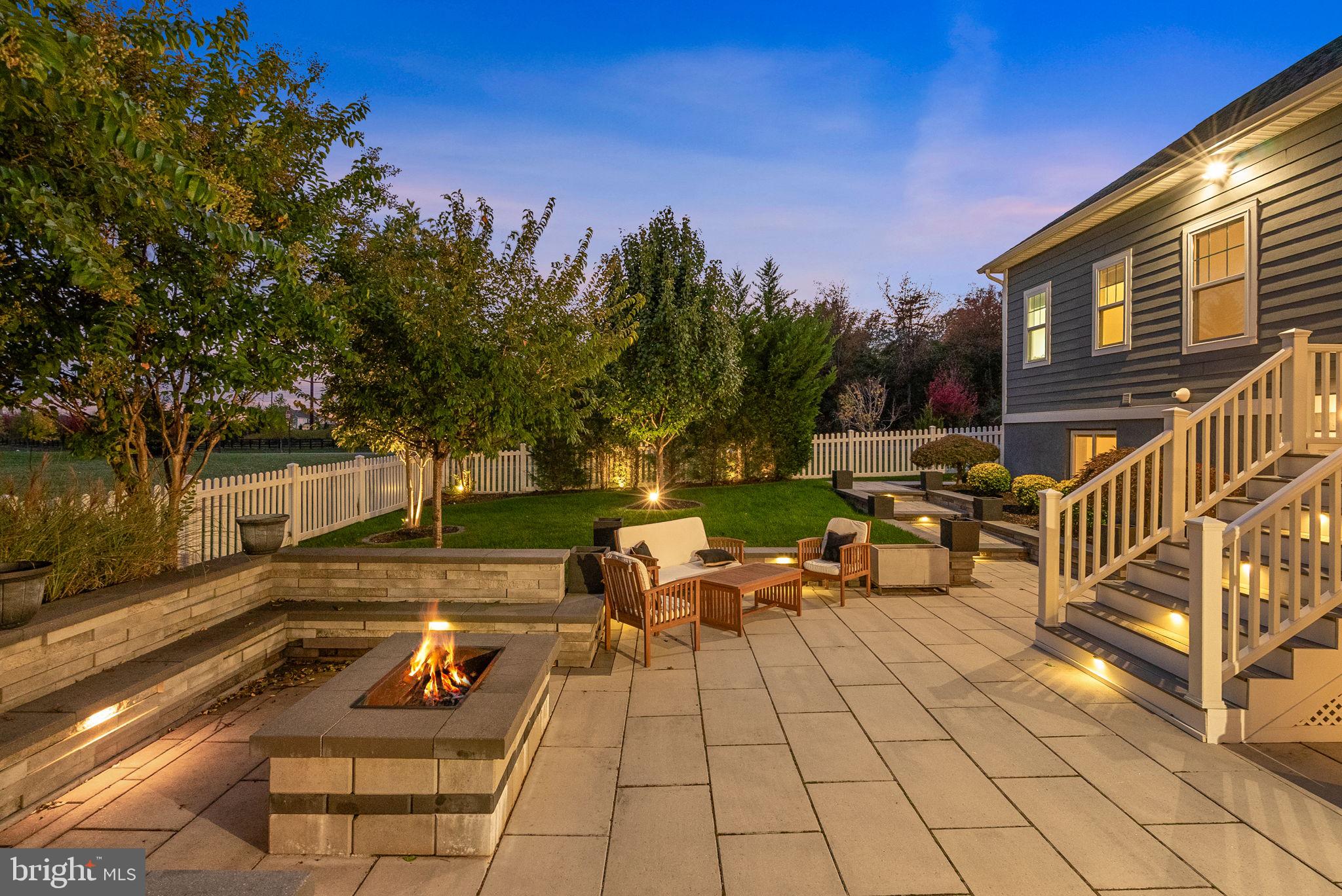 GREENS SOUTH AT WILLOWSF - Residential