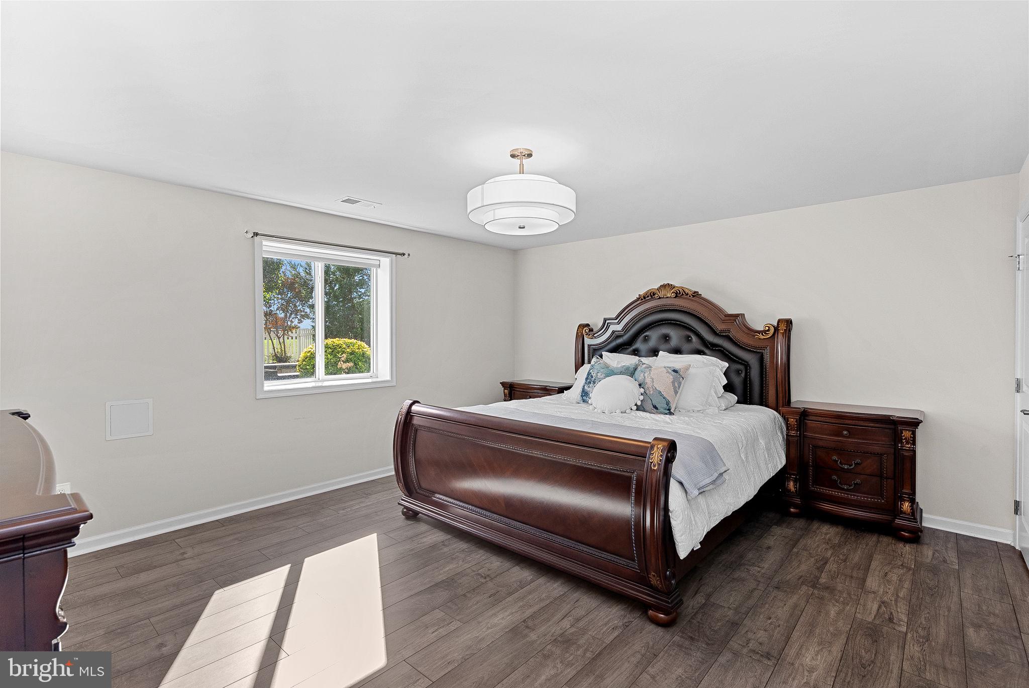 GREENS SOUTH AT WILLOWSF - Residential