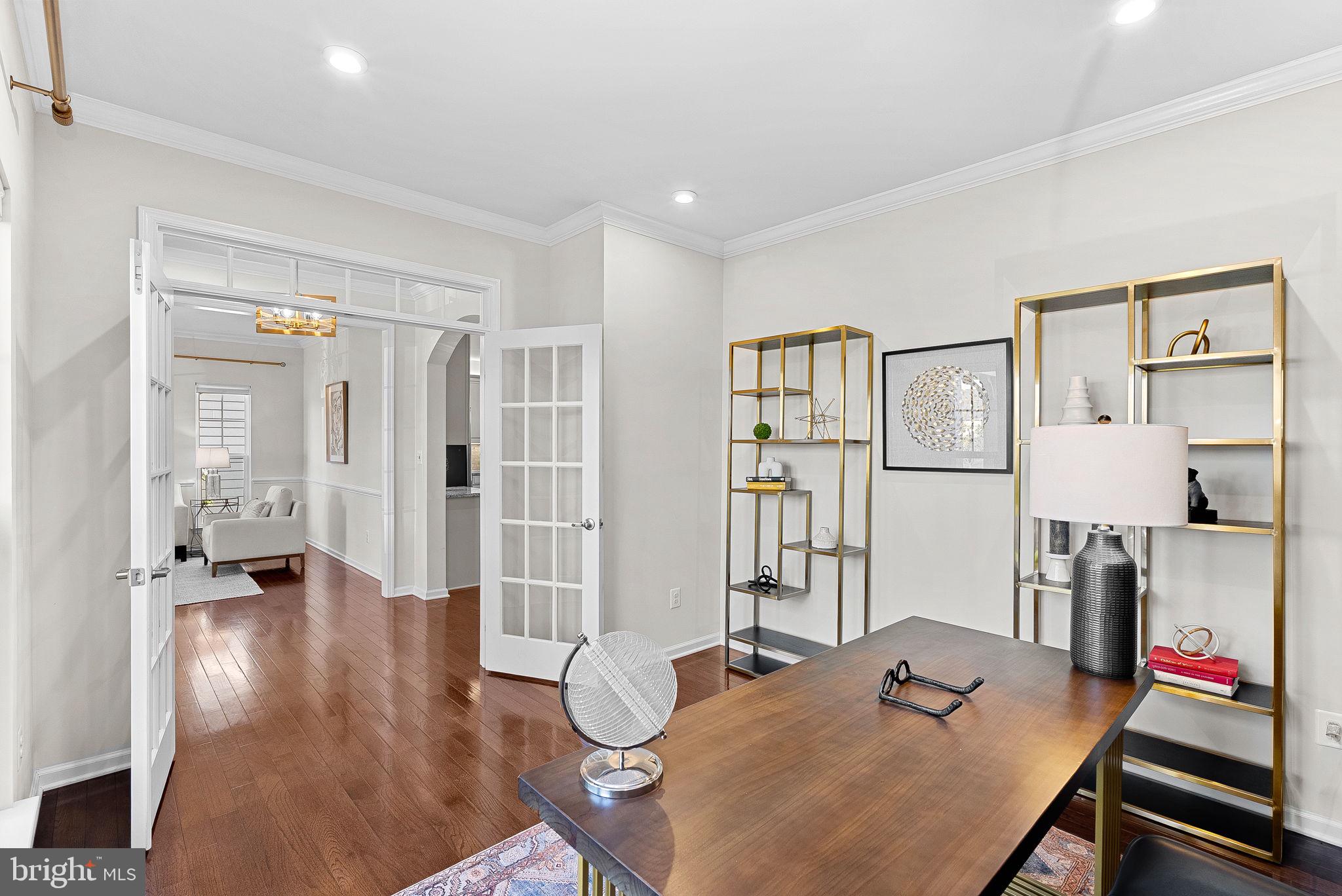 GREENS SOUTH AT WILLOWSF - Residential