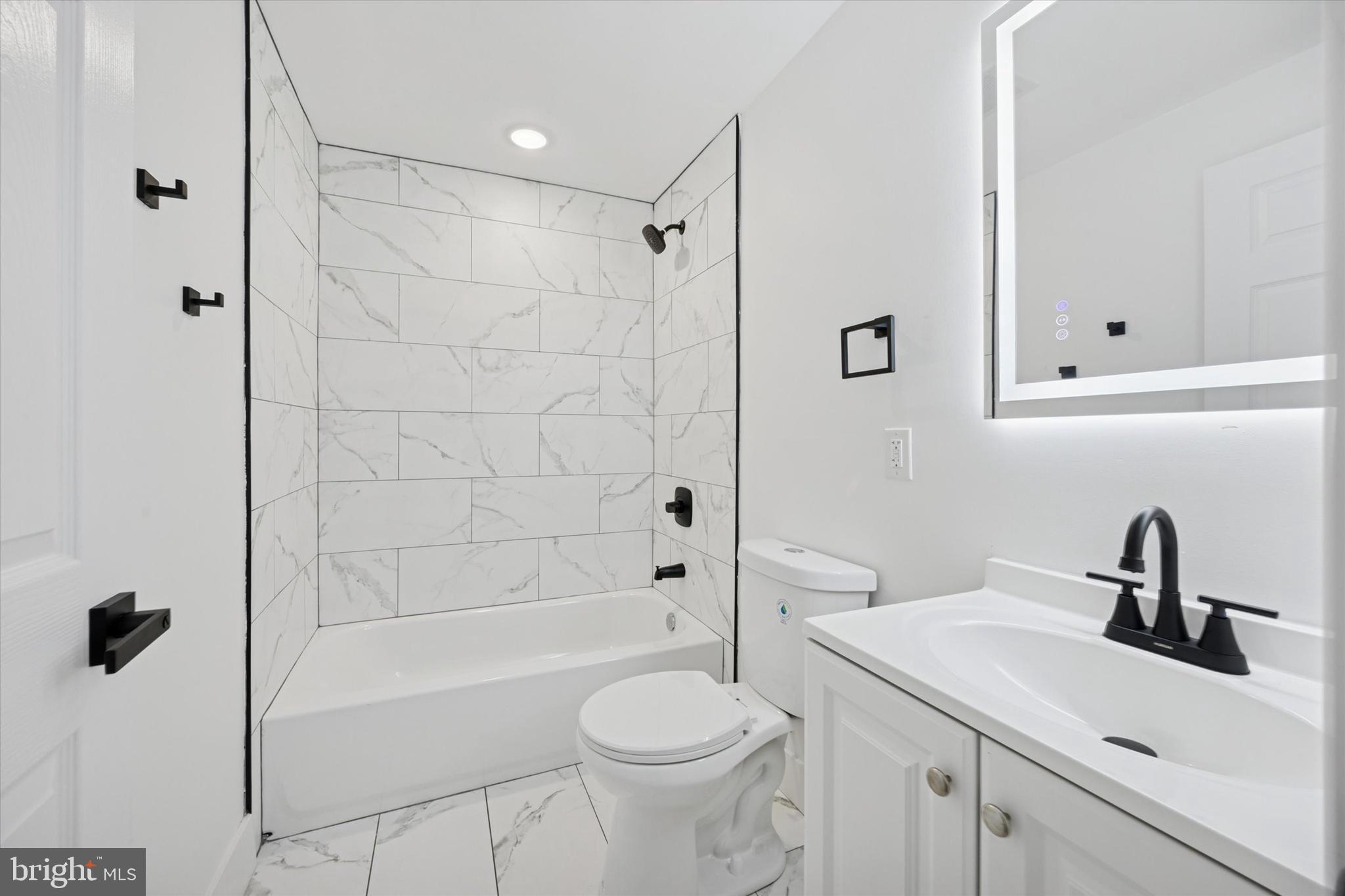 FISHTOWN - Residential Lease