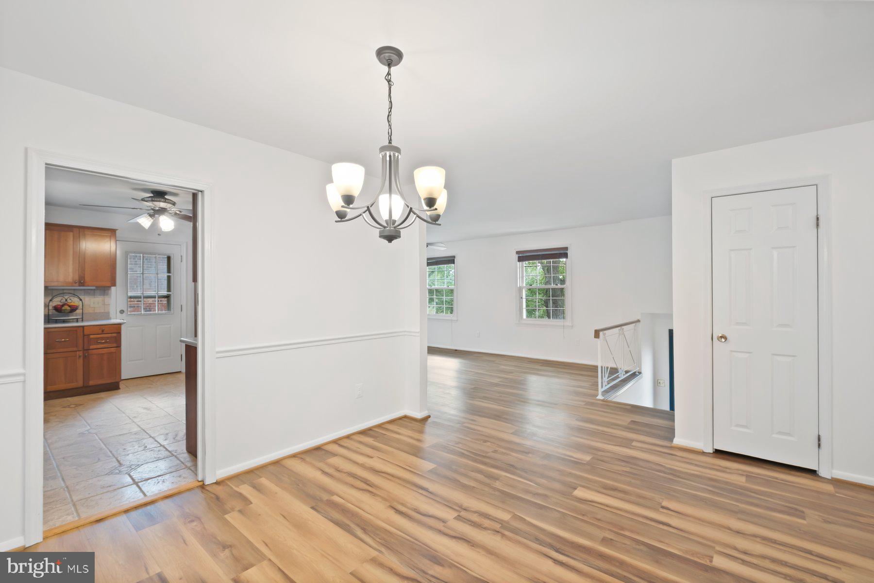 CALVERTON - Residential