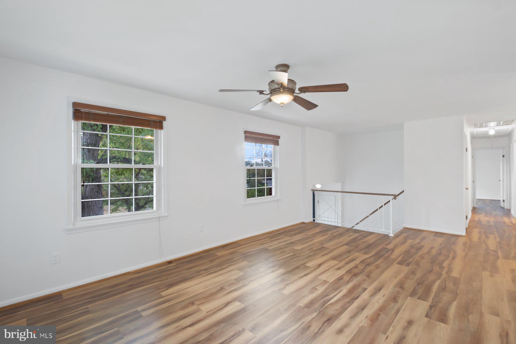 CALVERTON - Residential