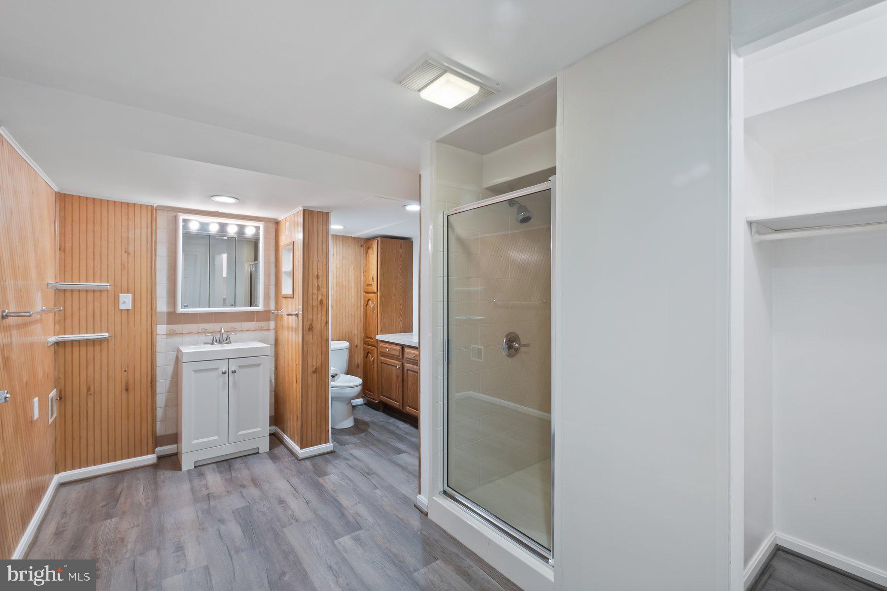 CALVERTON - Residential