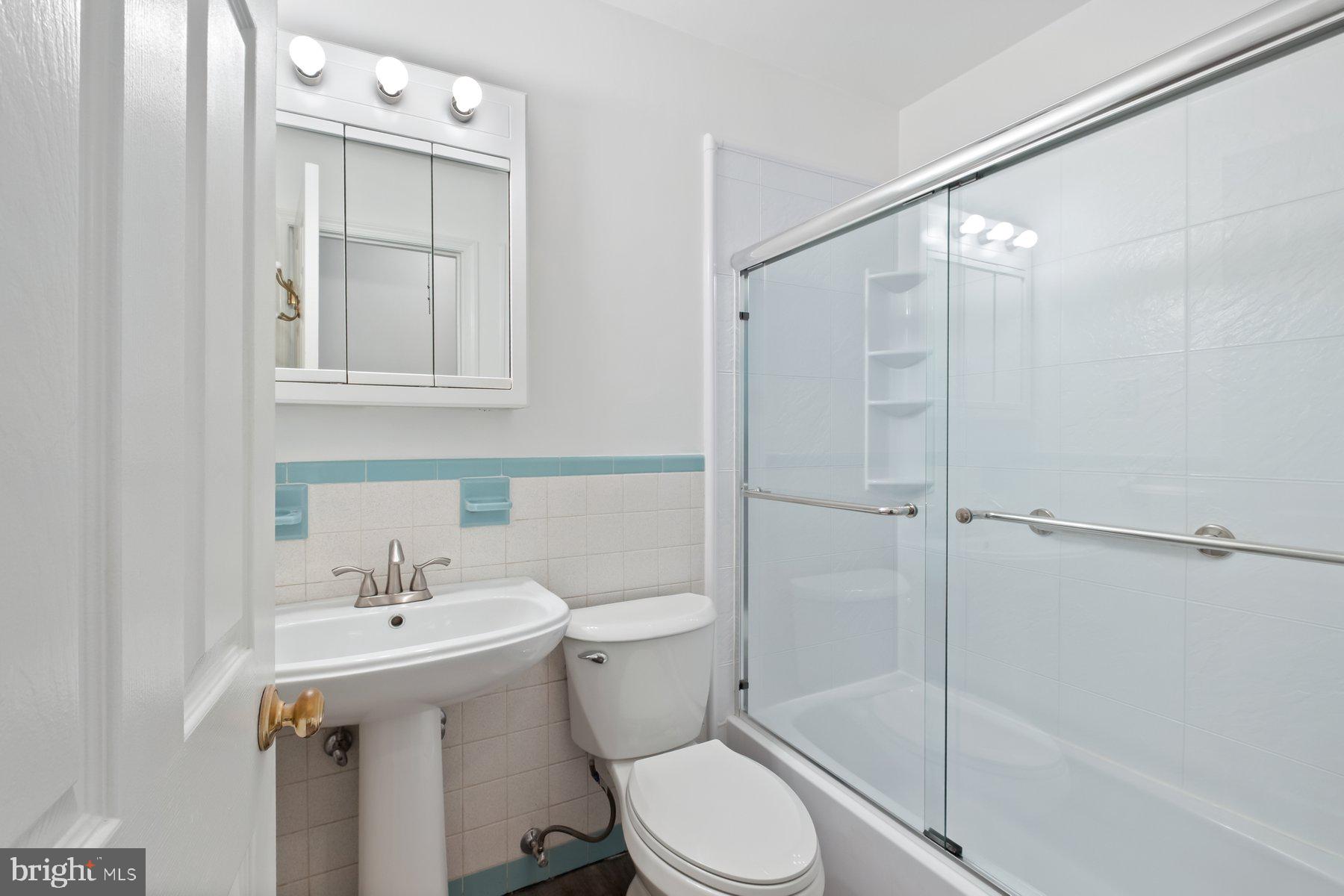 CALVERTON - Residential