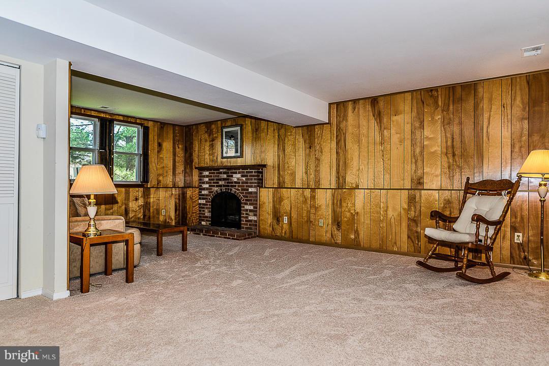 FOX MILL ESTATES - Farm