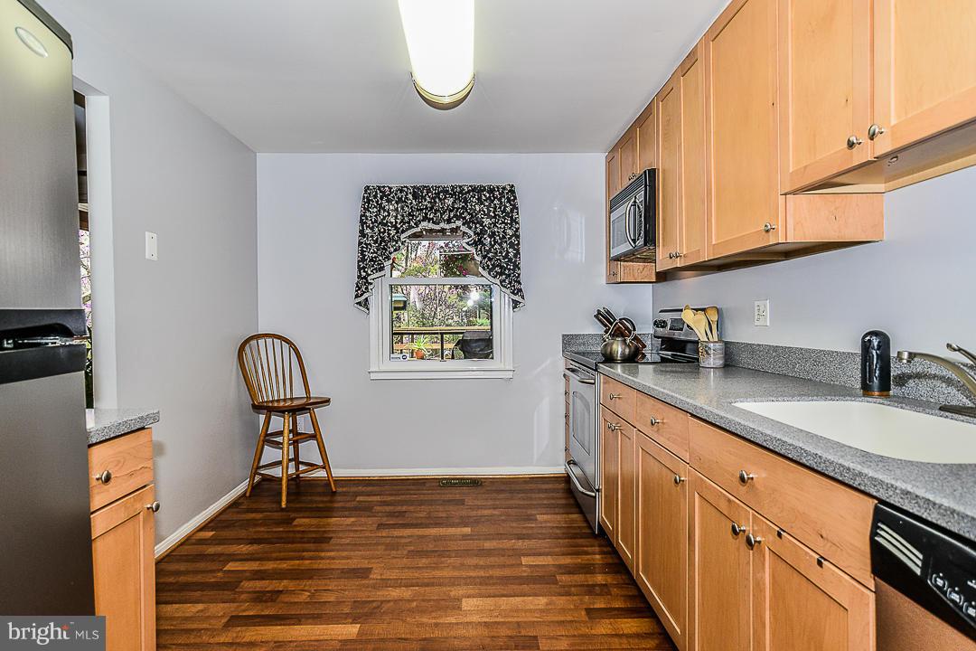 FOX MILL ESTATES - Farm