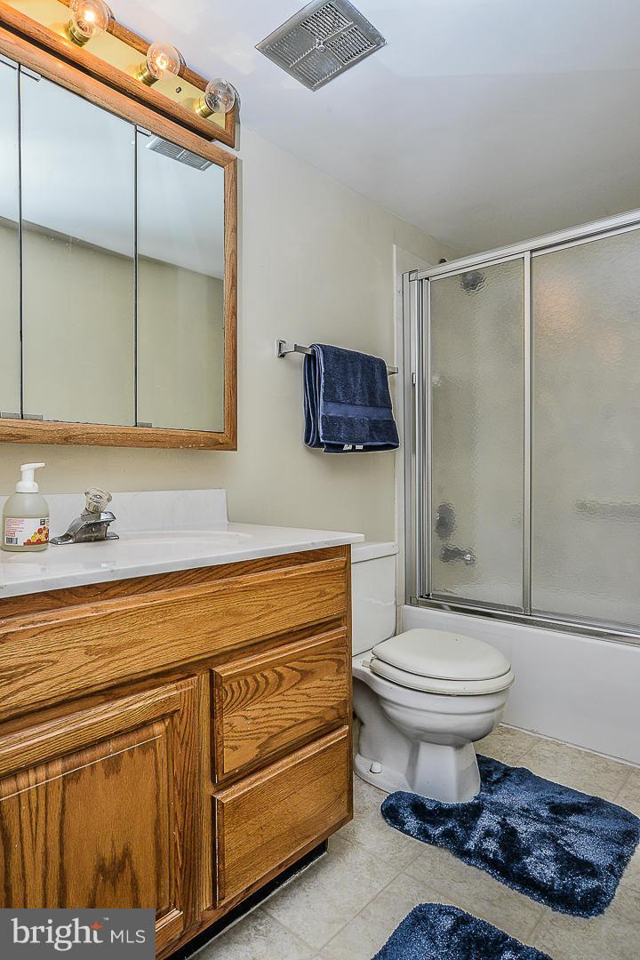 FOX MILL ESTATES - Farm