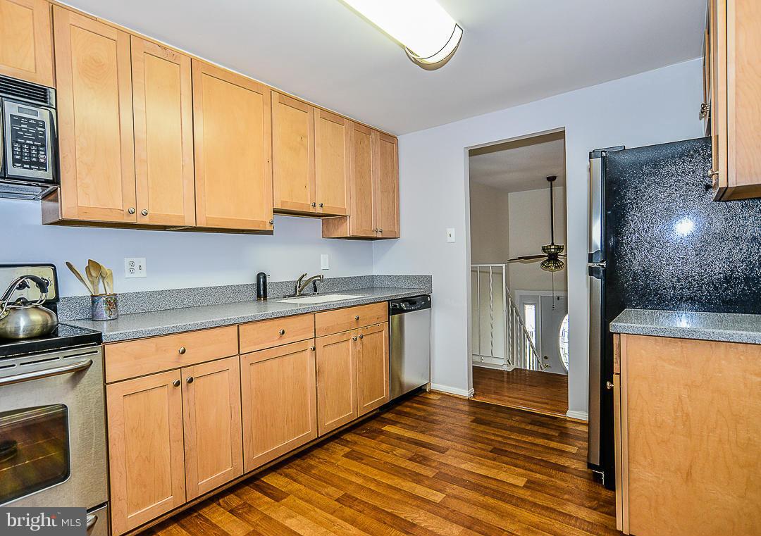 FOX MILL ESTATES - Farm