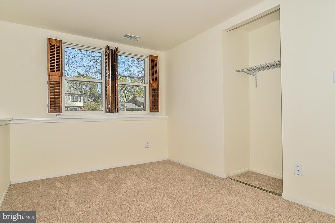 FOX MILL ESTATES - Farm