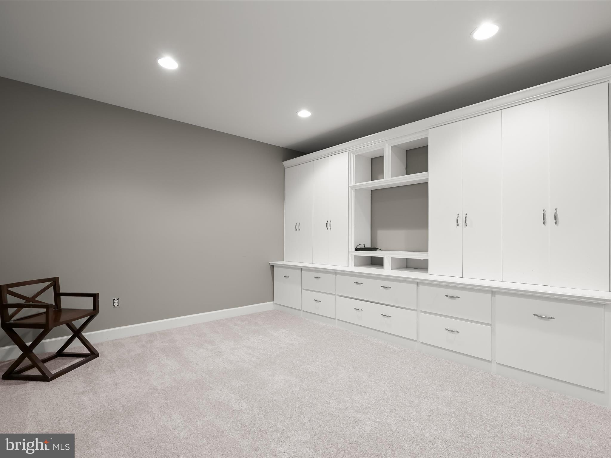 MAPLE LAWN - Residential