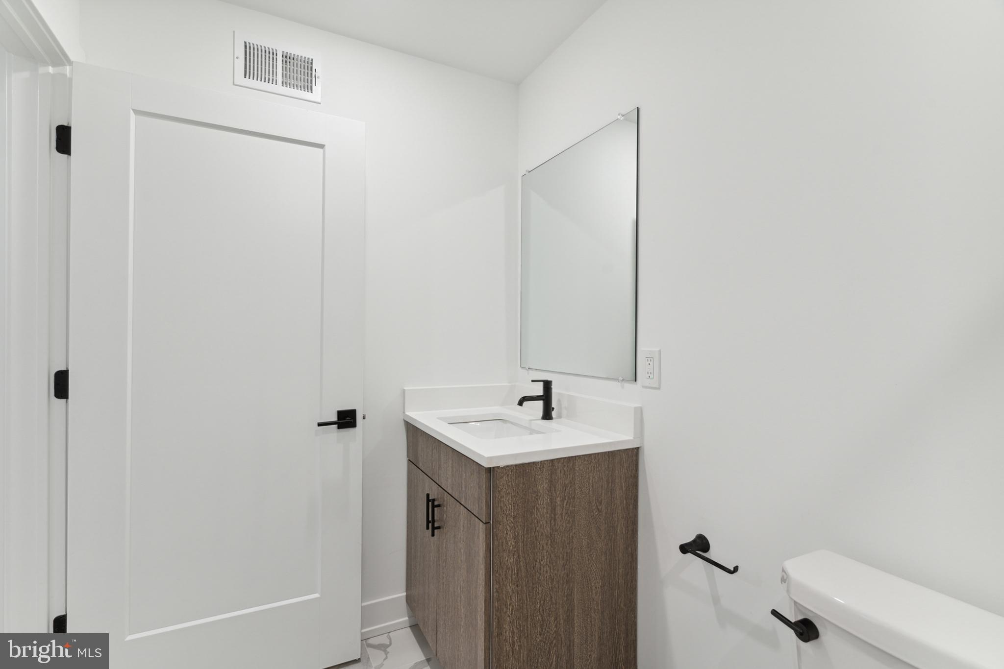 PHILADELPHIA - Residential Lease