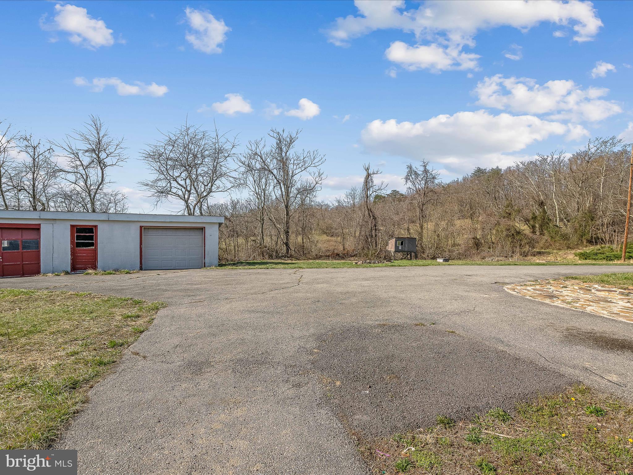 BERKELEY SPRINGS - Residential