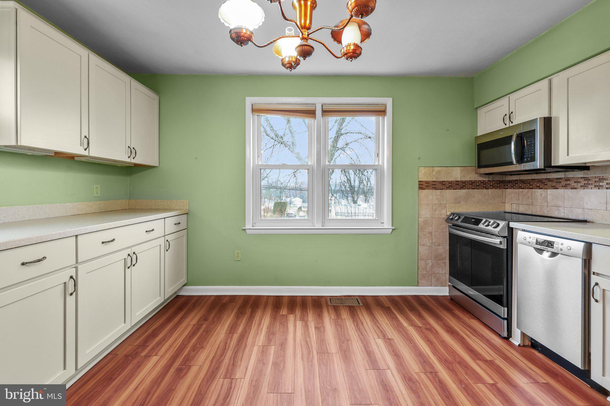 BELMONT HILLS - Residential