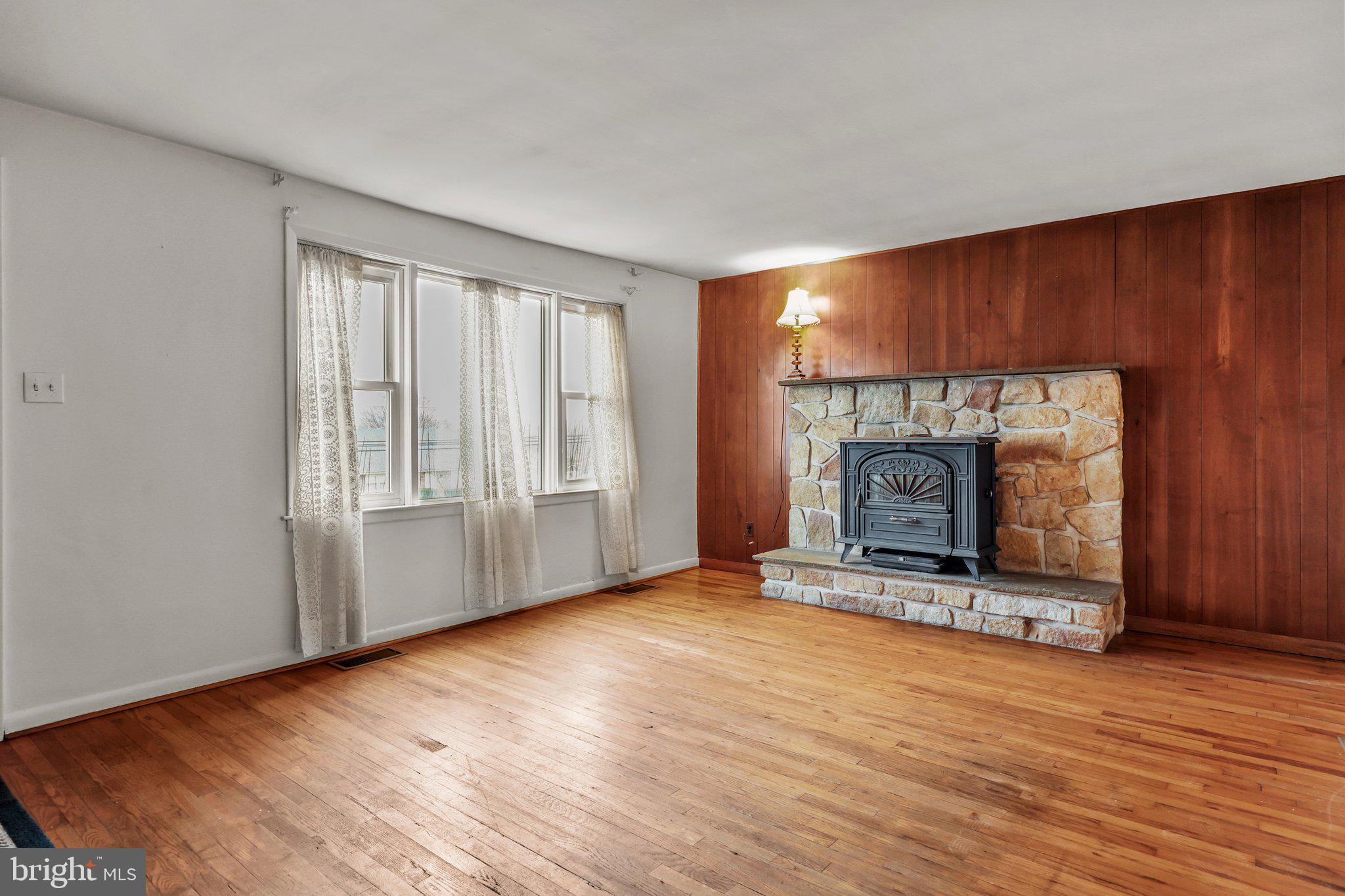 BELMONT HILLS - Residential