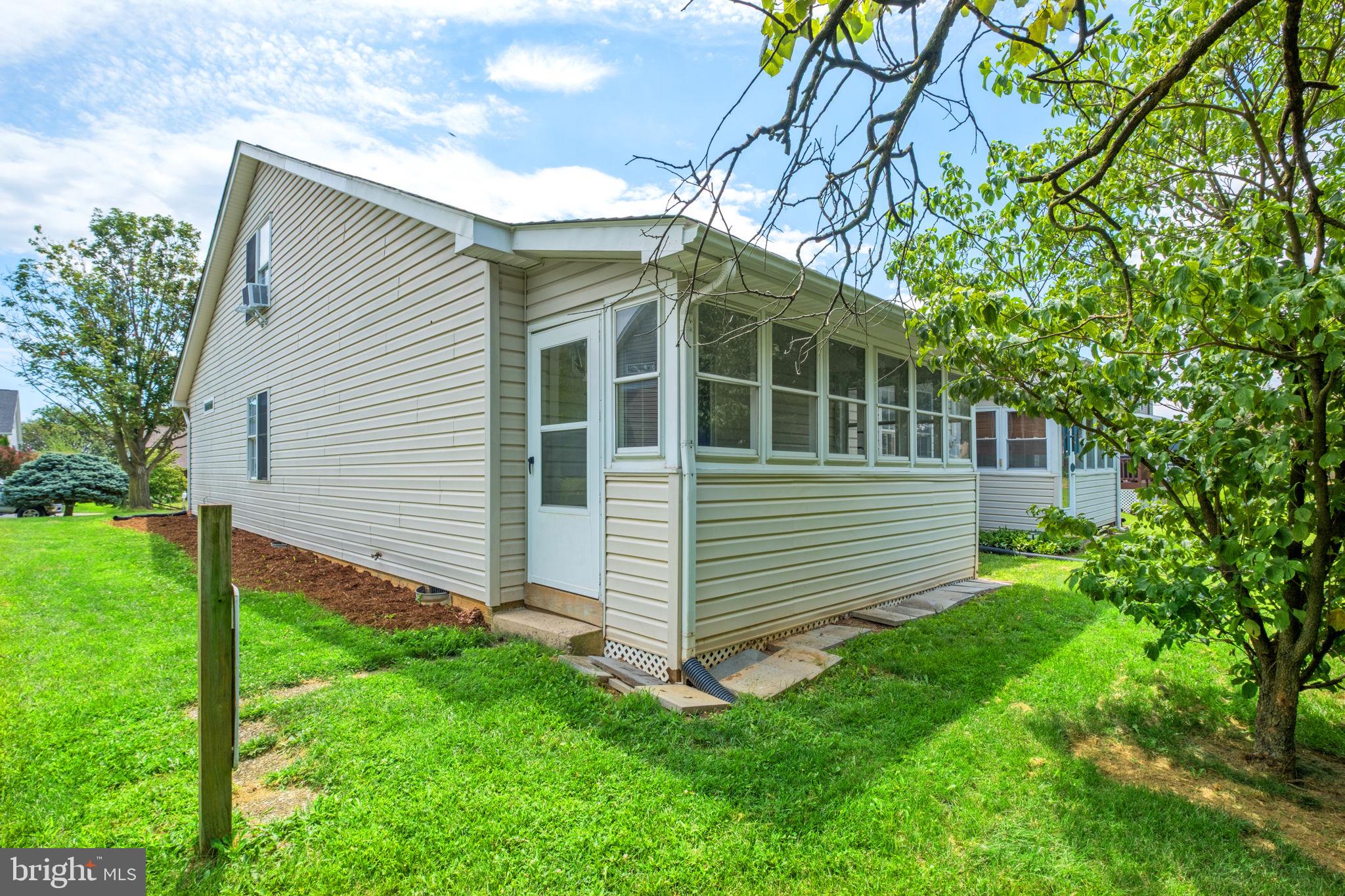 3437 DAWN DRIVE
