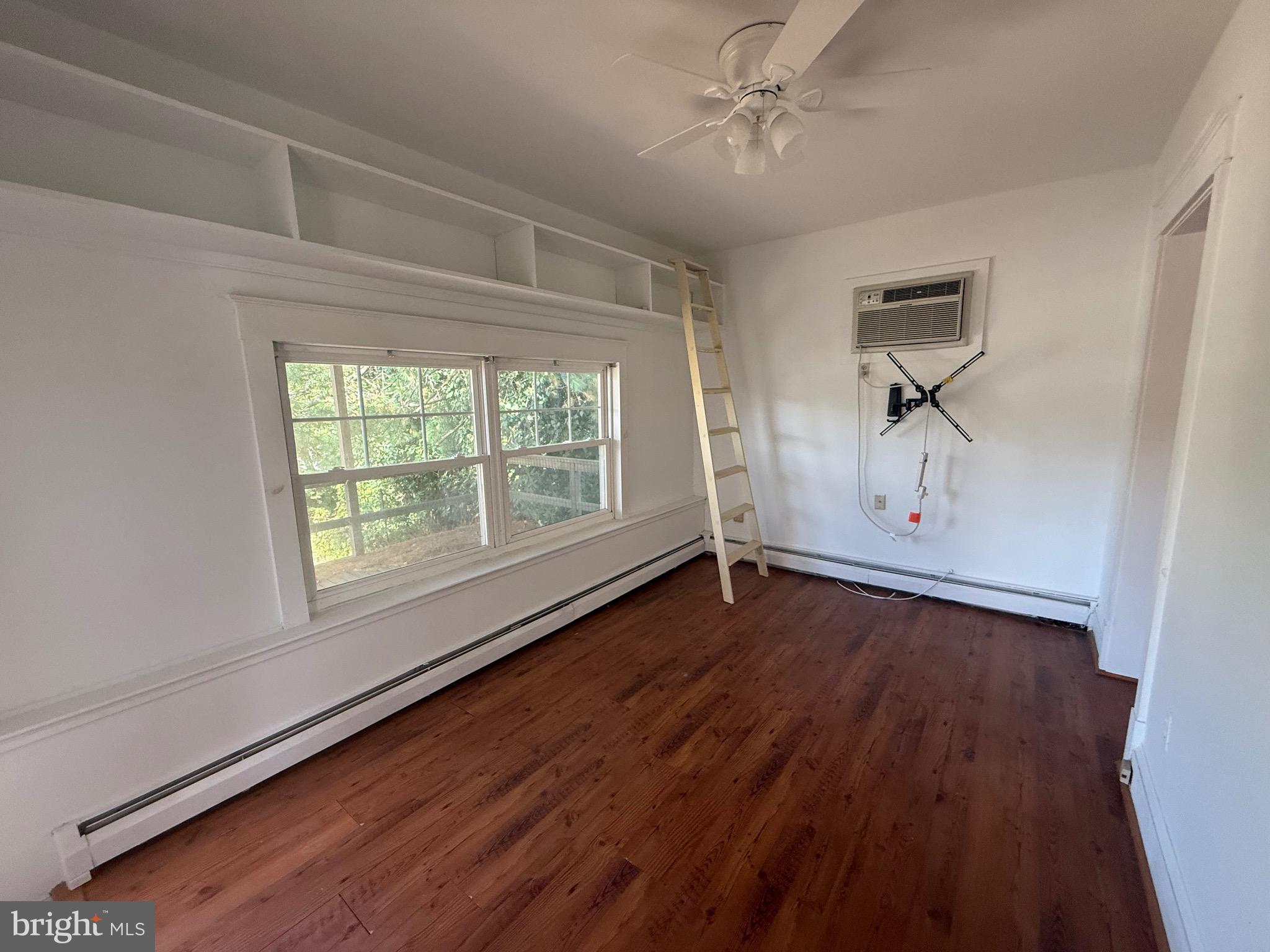 JENKINTOWN - Residential