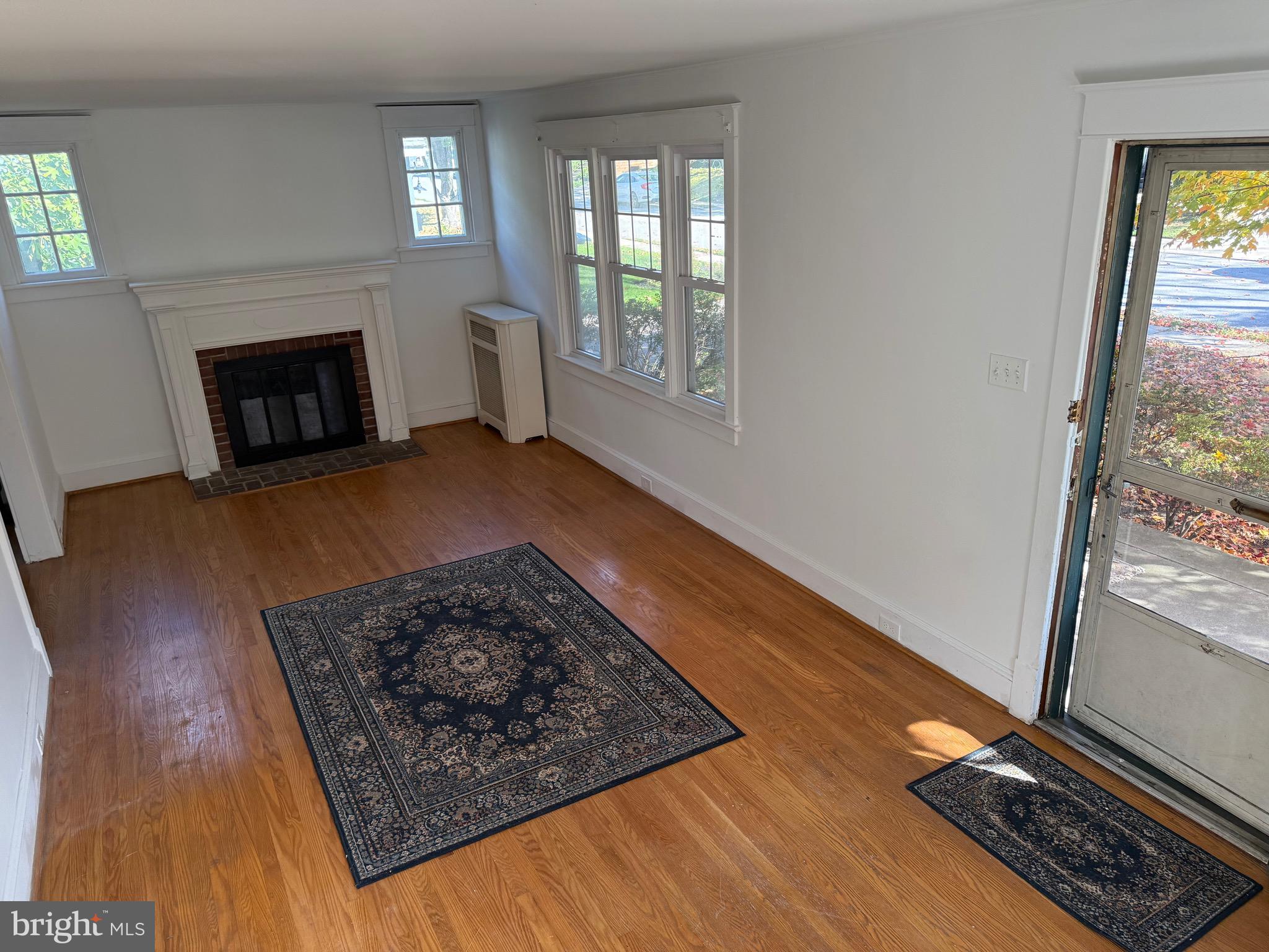 JENKINTOWN - Residential