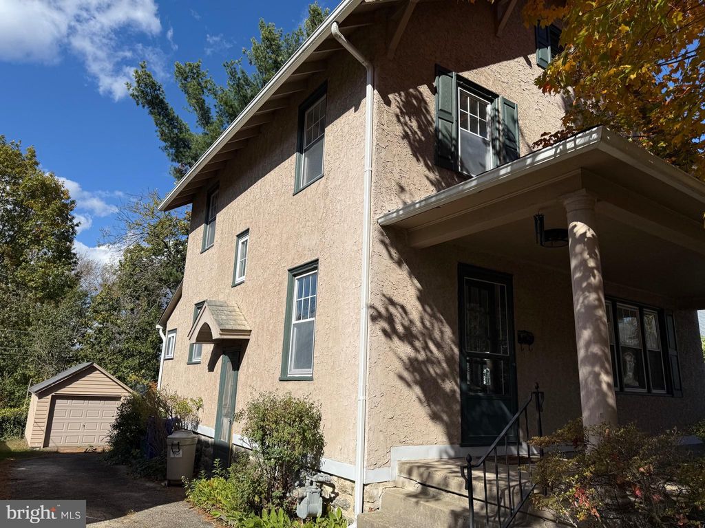 Photo of 303 Rodman Avenue, JENKINTOWN, PA 19046 (MLS # PAMC2159396)