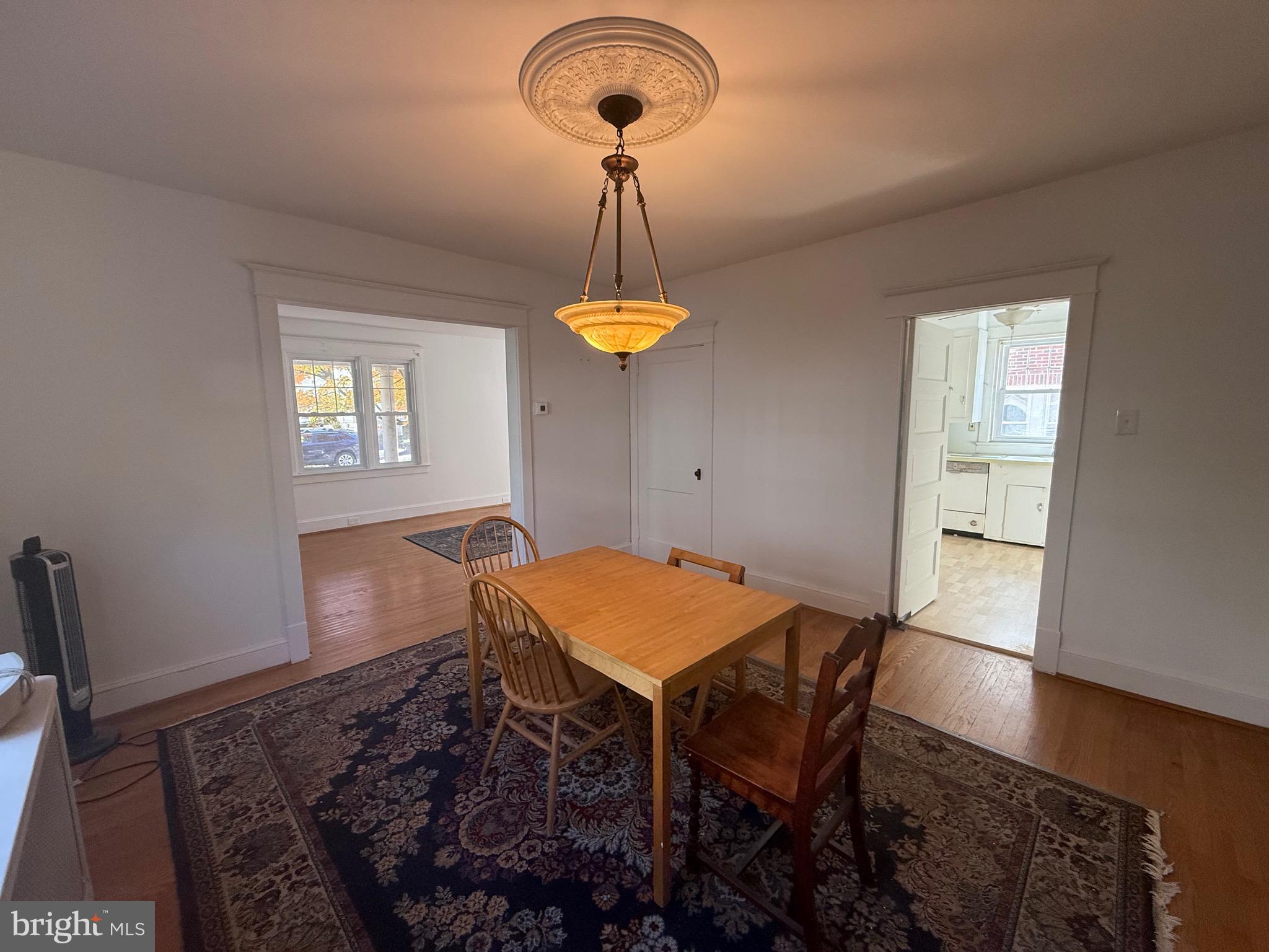 JENKINTOWN - Residential