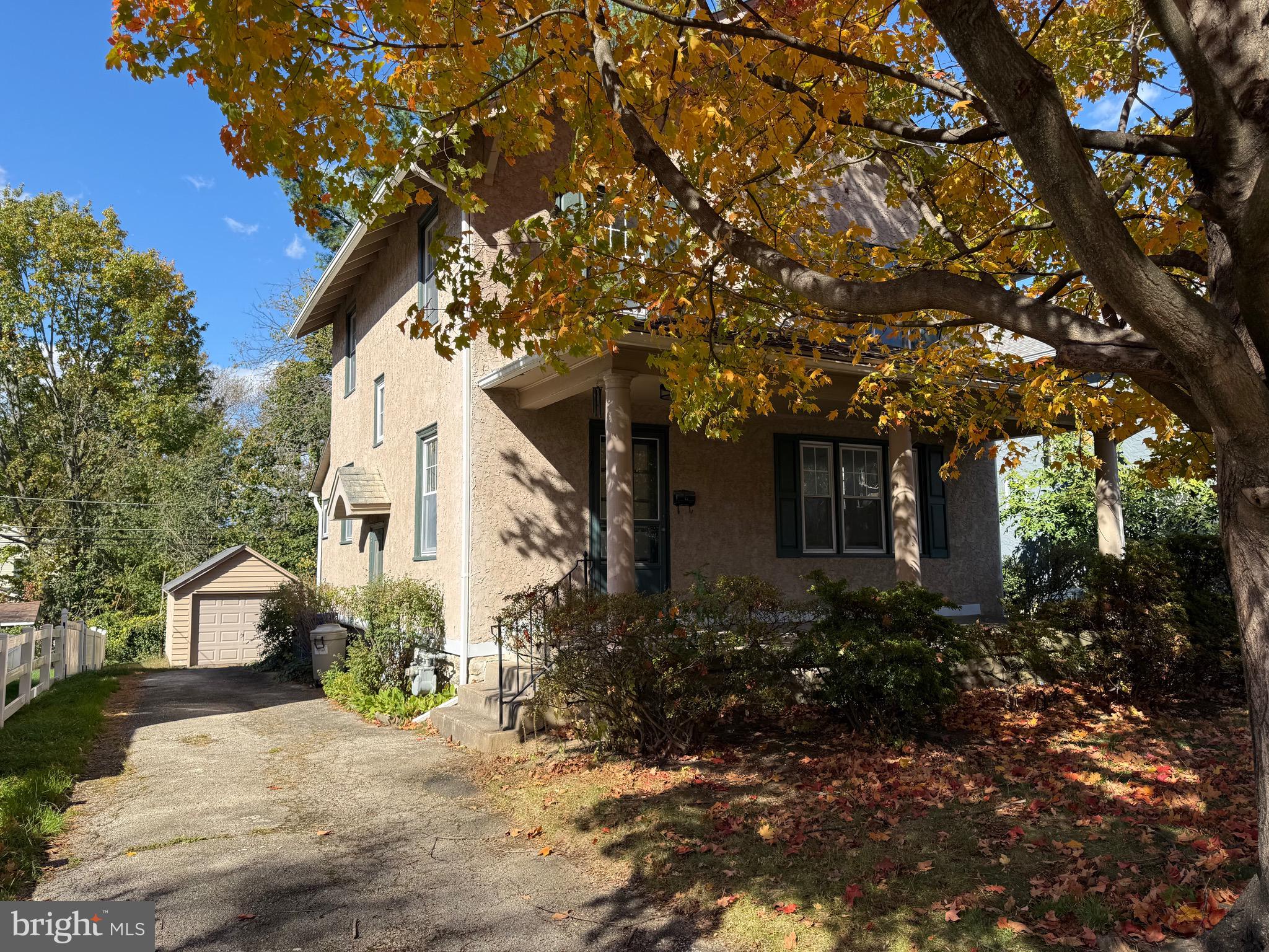 JENKINTOWN - Residential