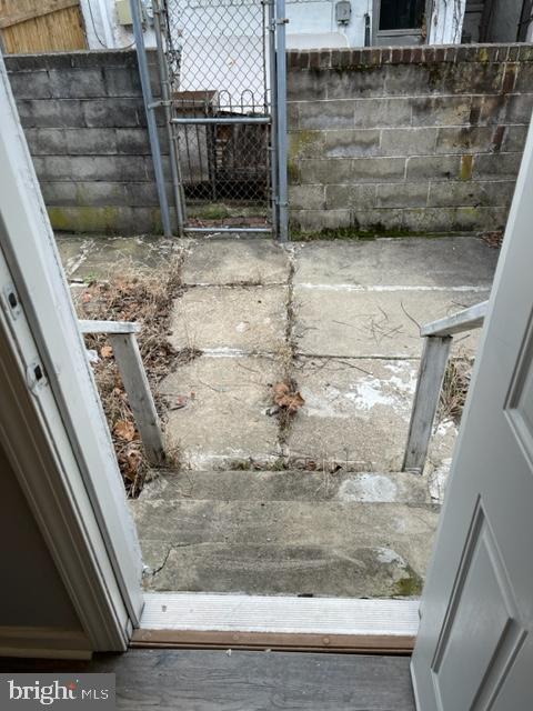 CARROLL PARK - Residential Lease