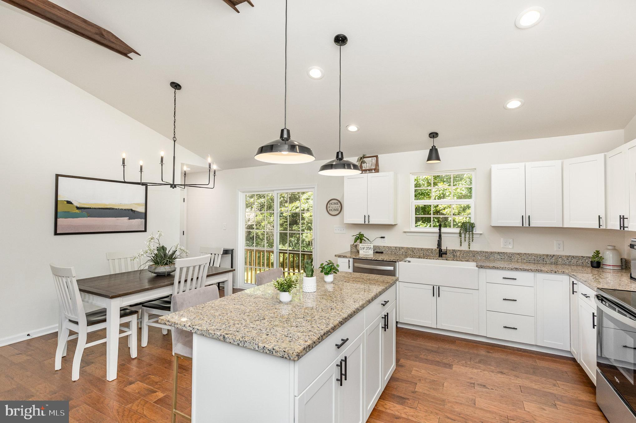 LIVINGSTON - Residential