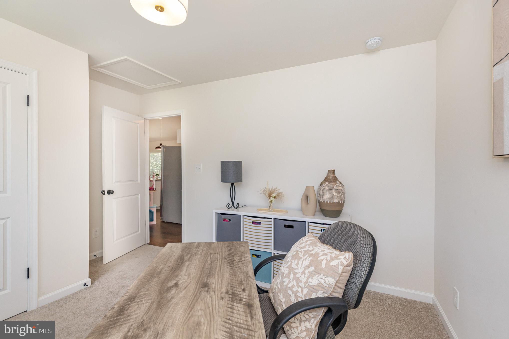 LIVINGSTON - Residential