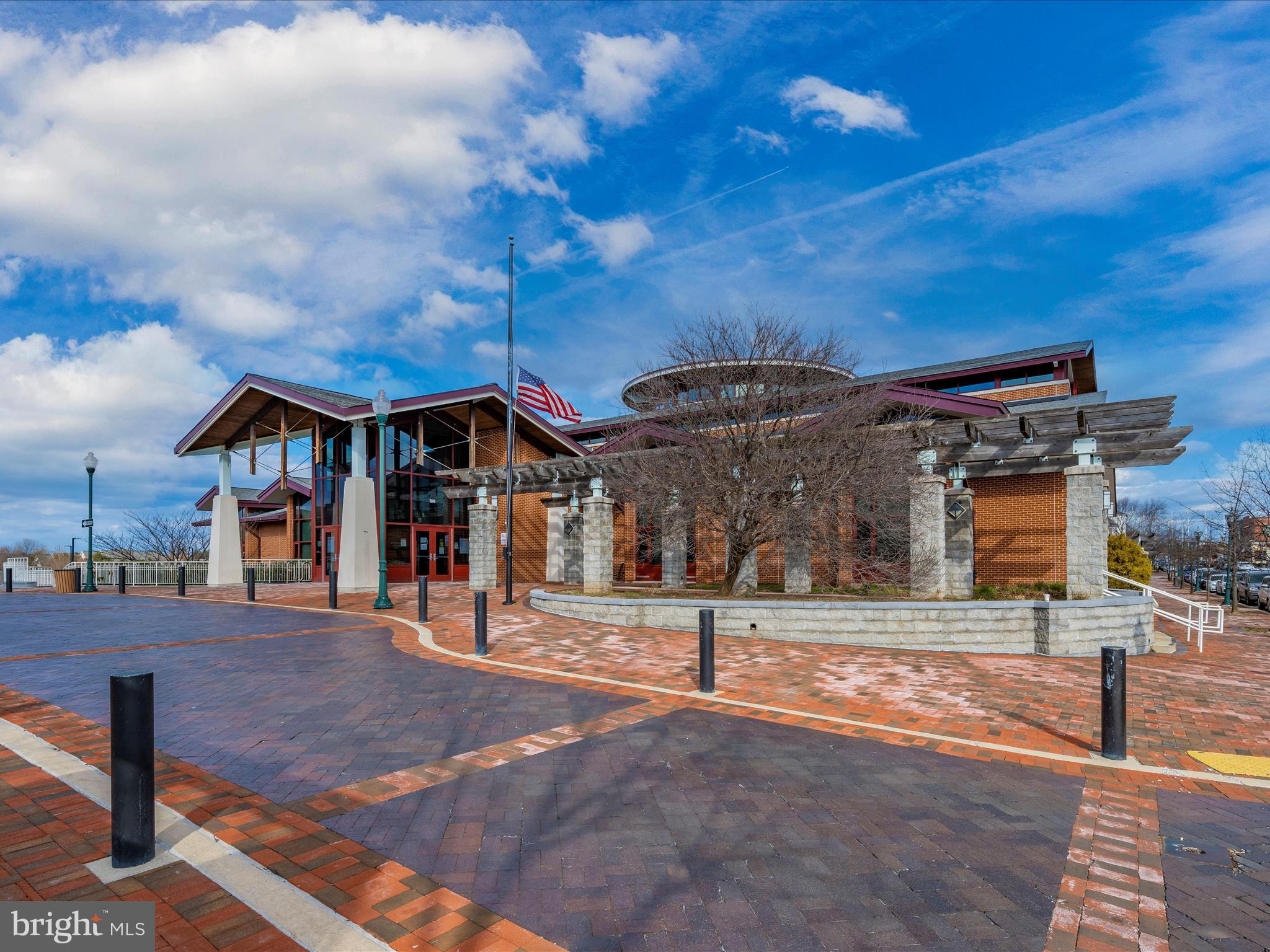 BLUNT COMMONS - Residential