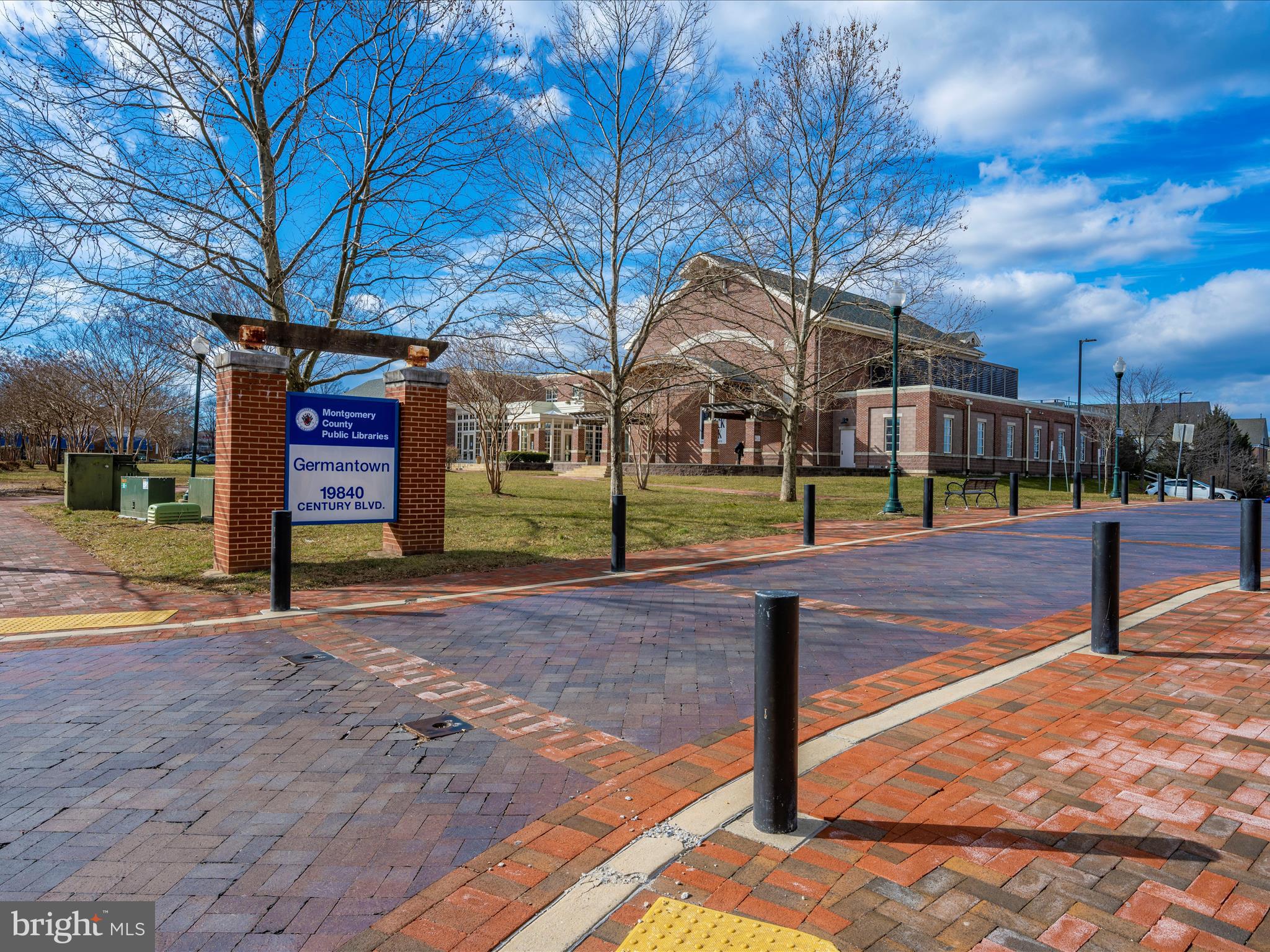 BLUNT COMMONS - Residential