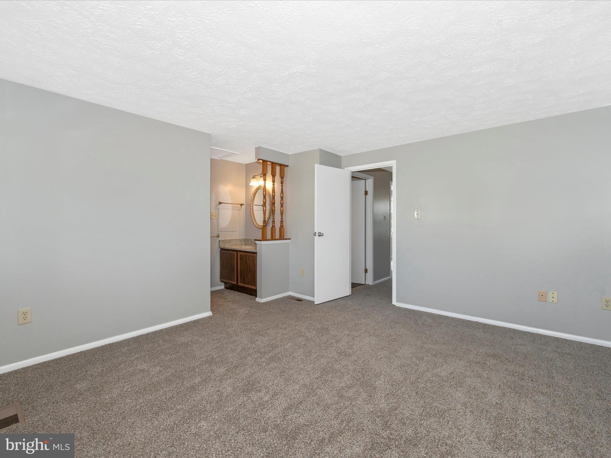 BLUNT COMMONS - Residential