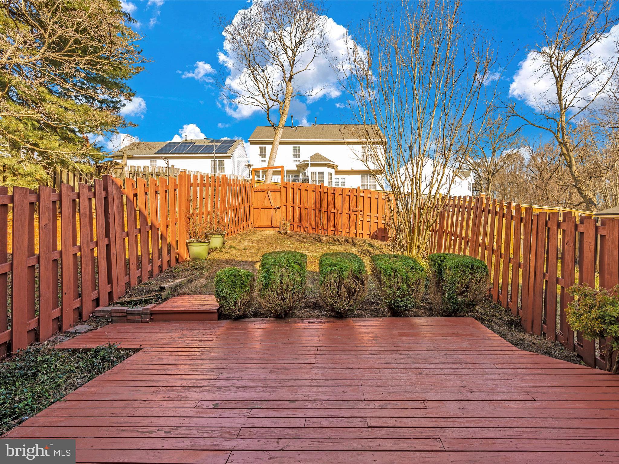 BLUNT COMMONS - Residential