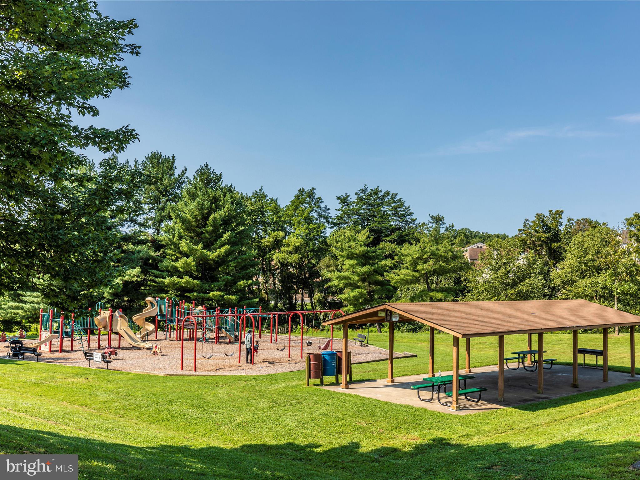 BLUNT COMMONS - Residential