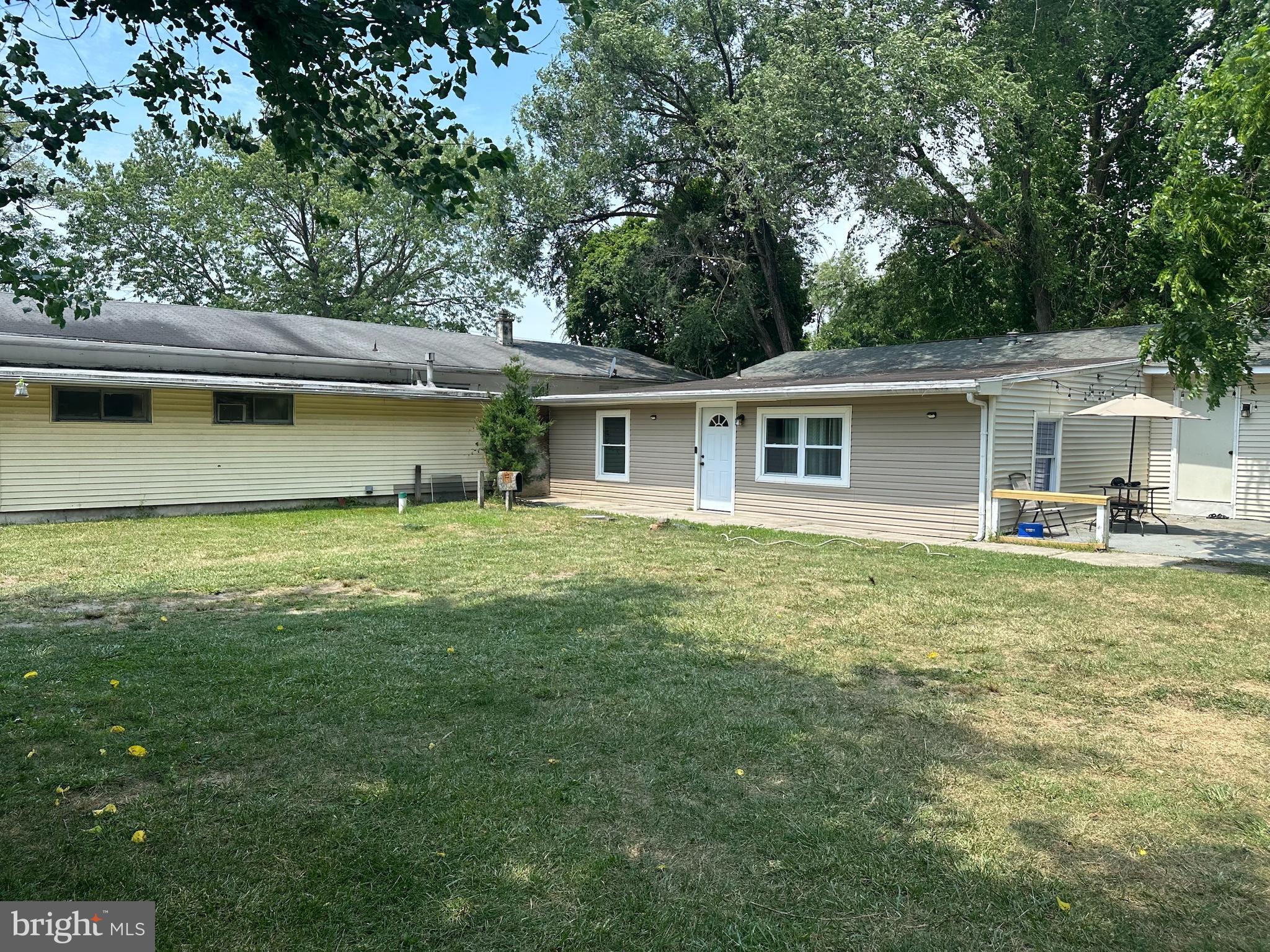 2442 S BLACK HORSE PIKE