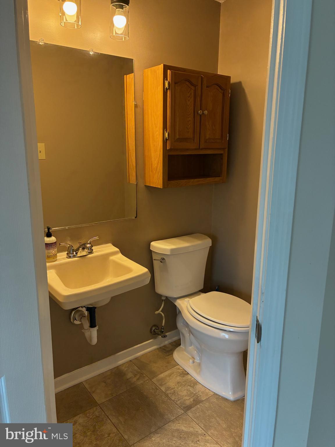 LANGLEY EAST - Residential Lease